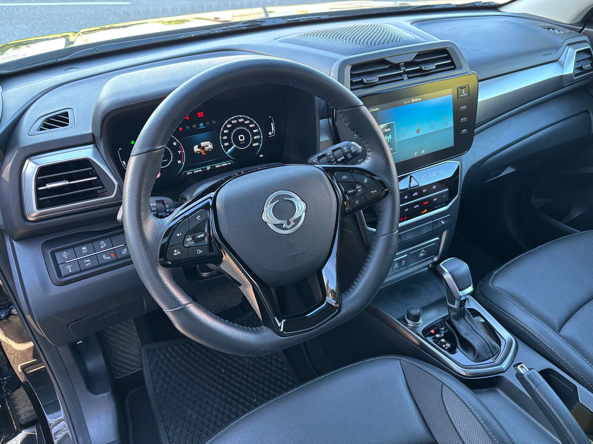 KGM-SsangYong Tivoli 1.5TGDI Tita 4WD Automat-image-7