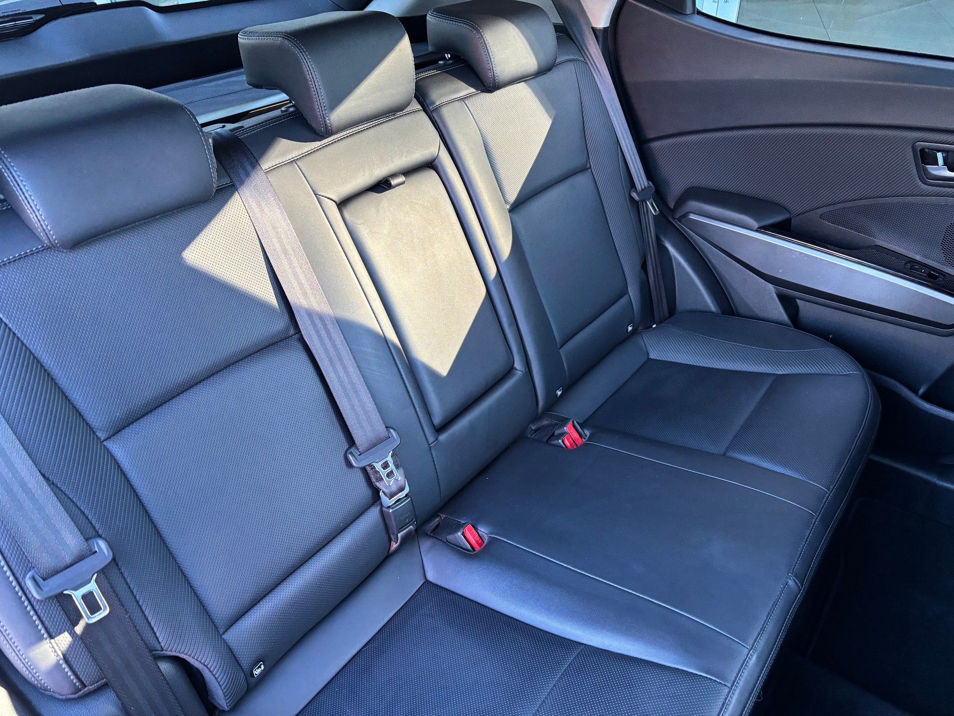 KGM-SsangYong Tivoli 1.5TGDI Tita 4WD Automat-image-8