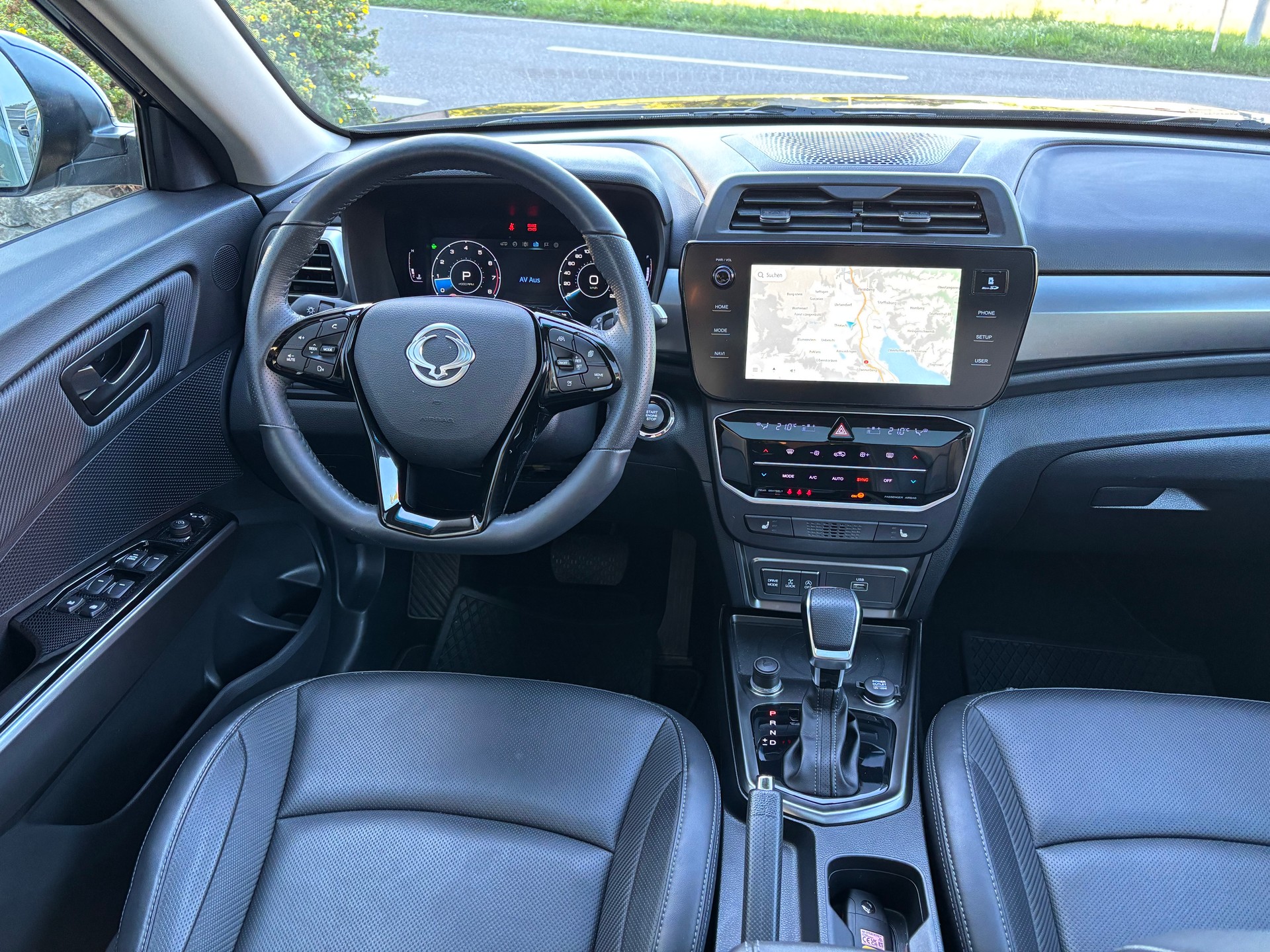 KGM-SsangYong Tivoli 1.5TGDI Tita 4WD Automat-image-6
