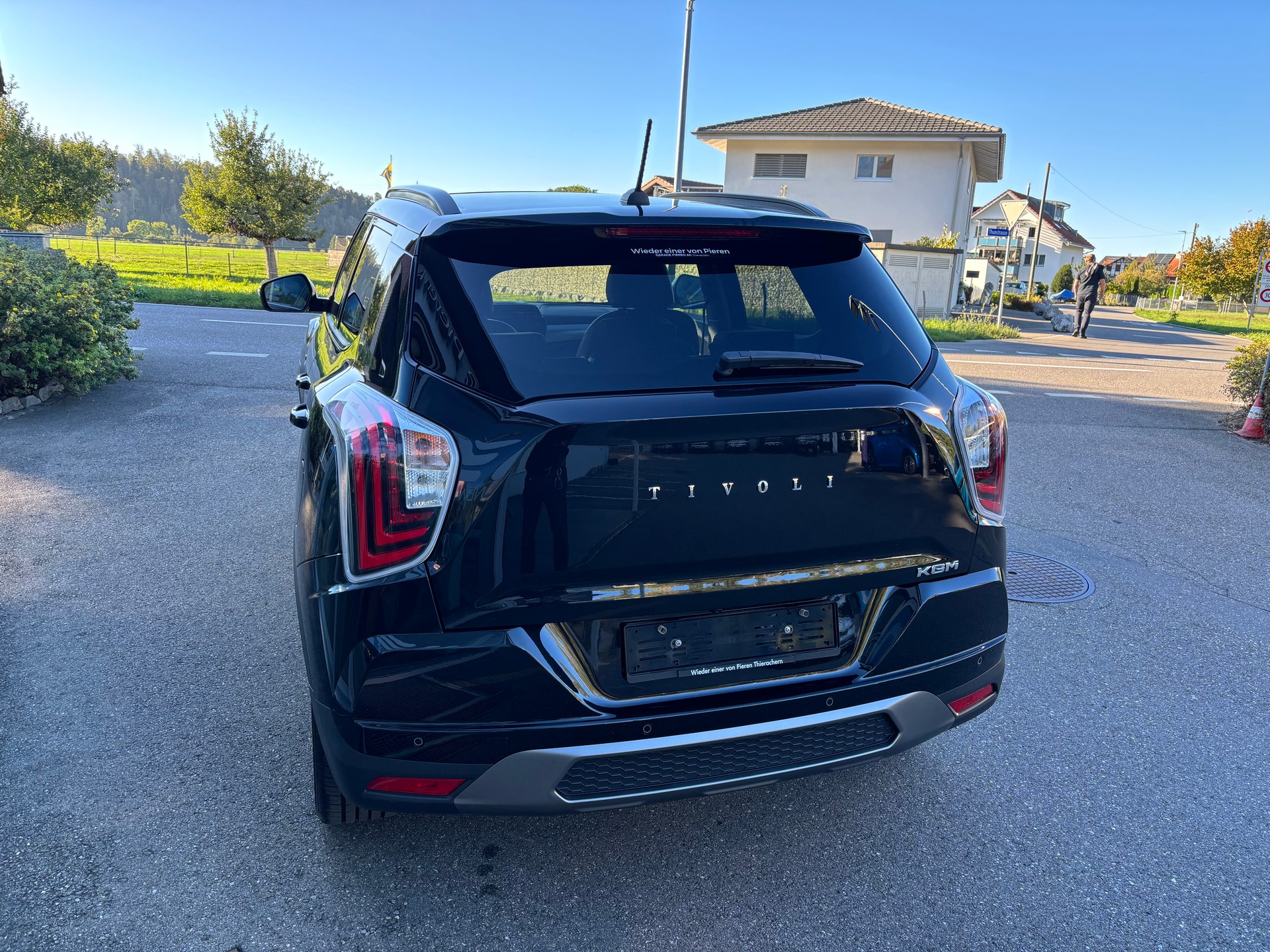 KGM-SsangYong Tivoli 1.5TGDI Tita 4WD Automat-image-2
