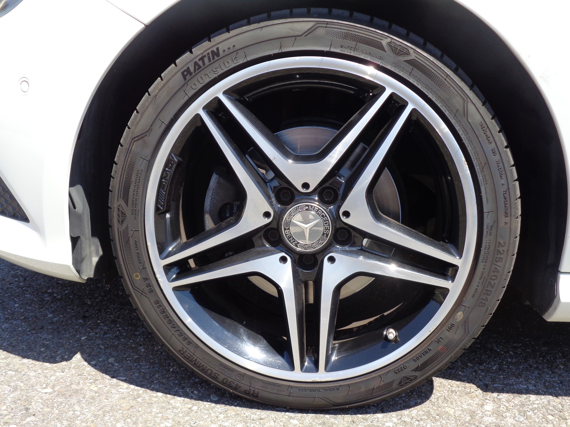 MERCEDES-BENZ A 200 Night Star 7G-DCT-image-3