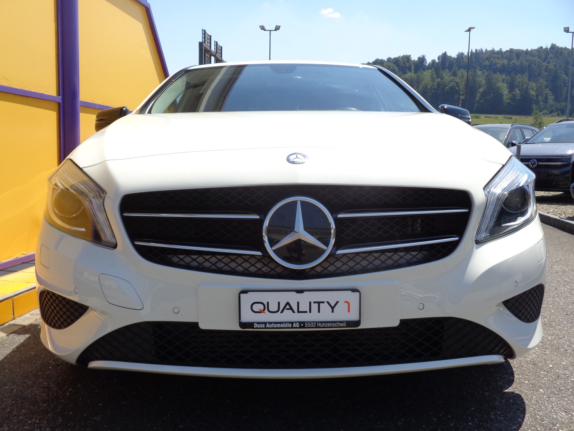 MERCEDES-BENZ A 200 Night Star 7G-DCT-image-1