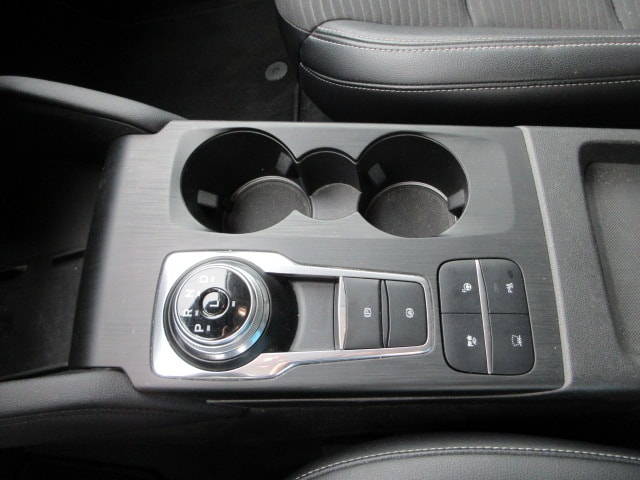 FORD Kuga 2.5 Hybrid Titanium X 4x4-image-4