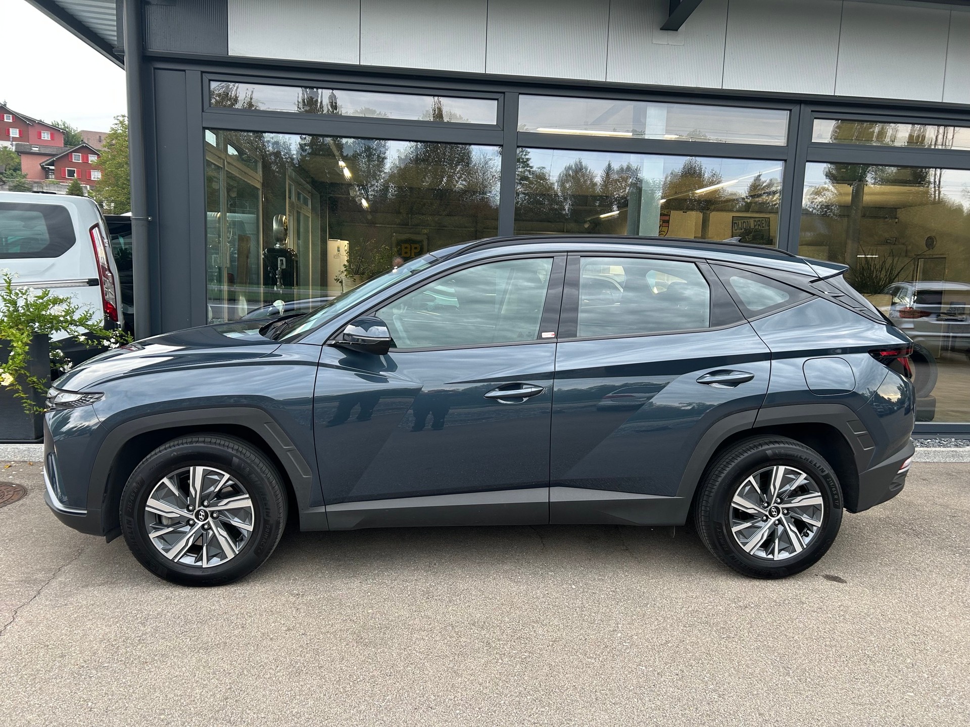 HYUNDAI Tucson 1.6 TGDI HEV Origo 2WD-image-2