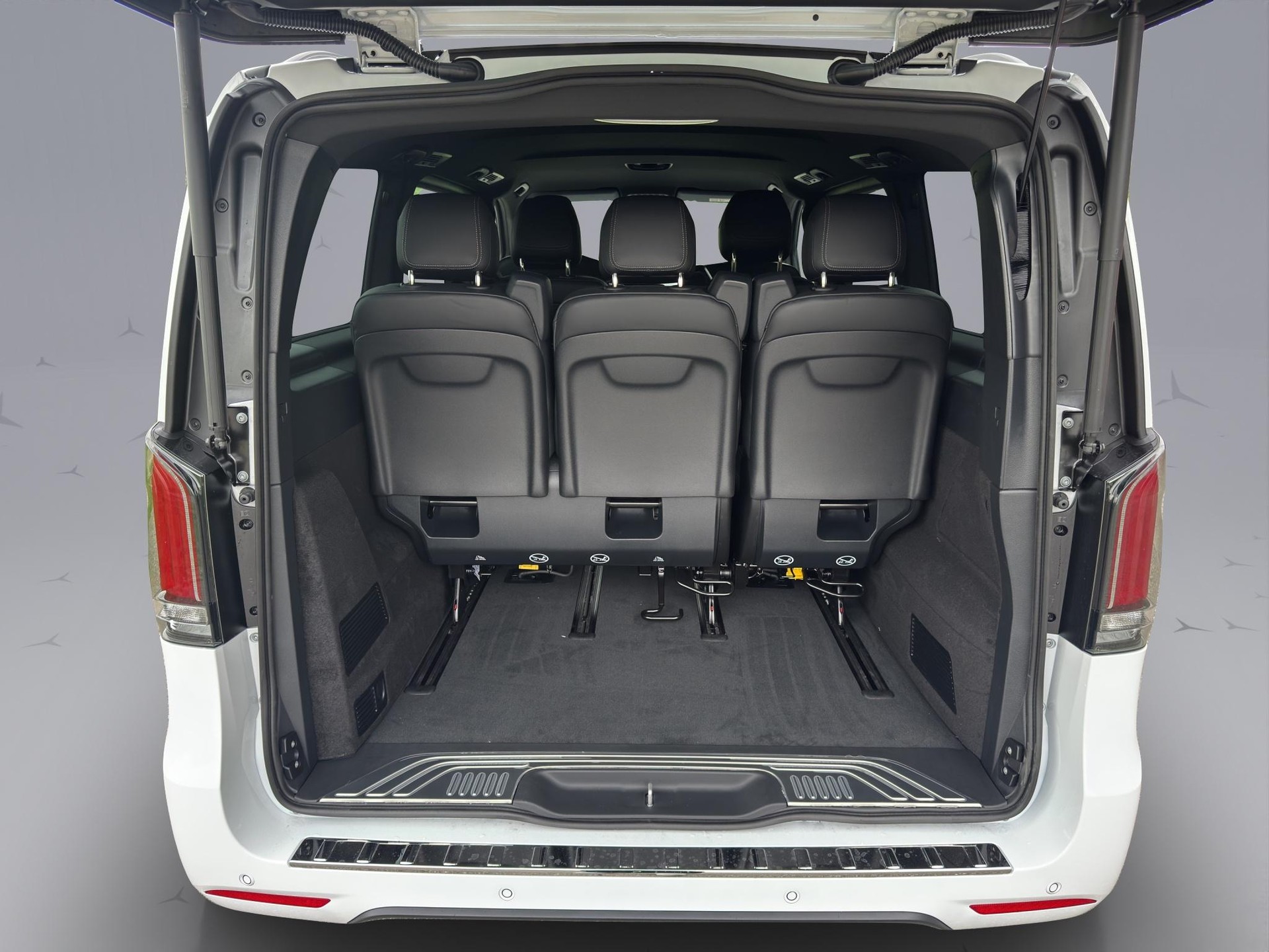 MERCEDES-BENZ V 300 d Exclusive Swiss Edition L 4Matic-image-19