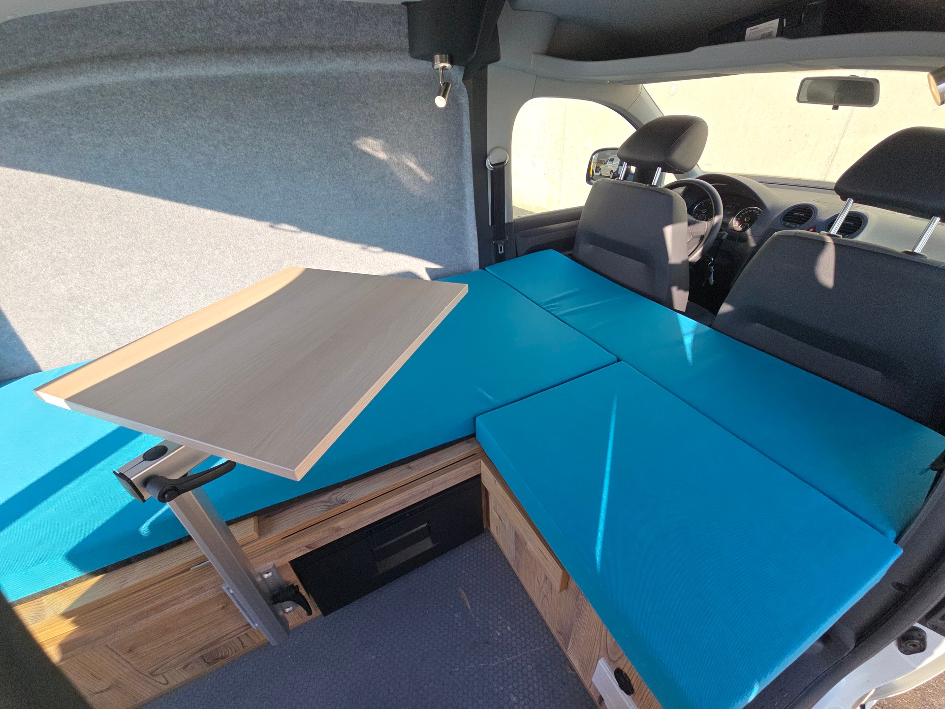 VW GEOVAN M - 1.6TDI 102PS - Automat - Klima-image-9