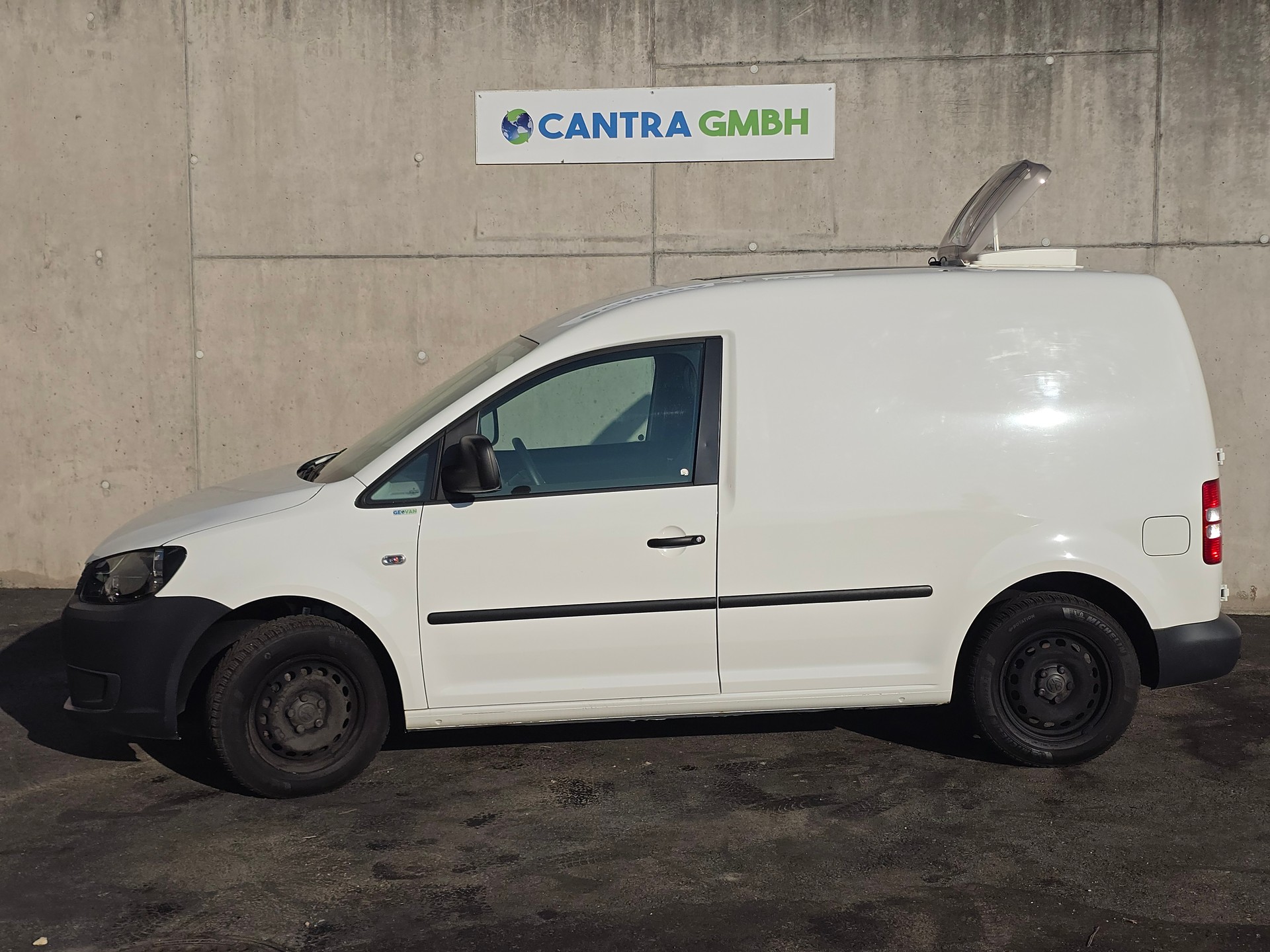 VW GEOVAN M - 1.6TDI 102PS - Automat - Klima-image-2