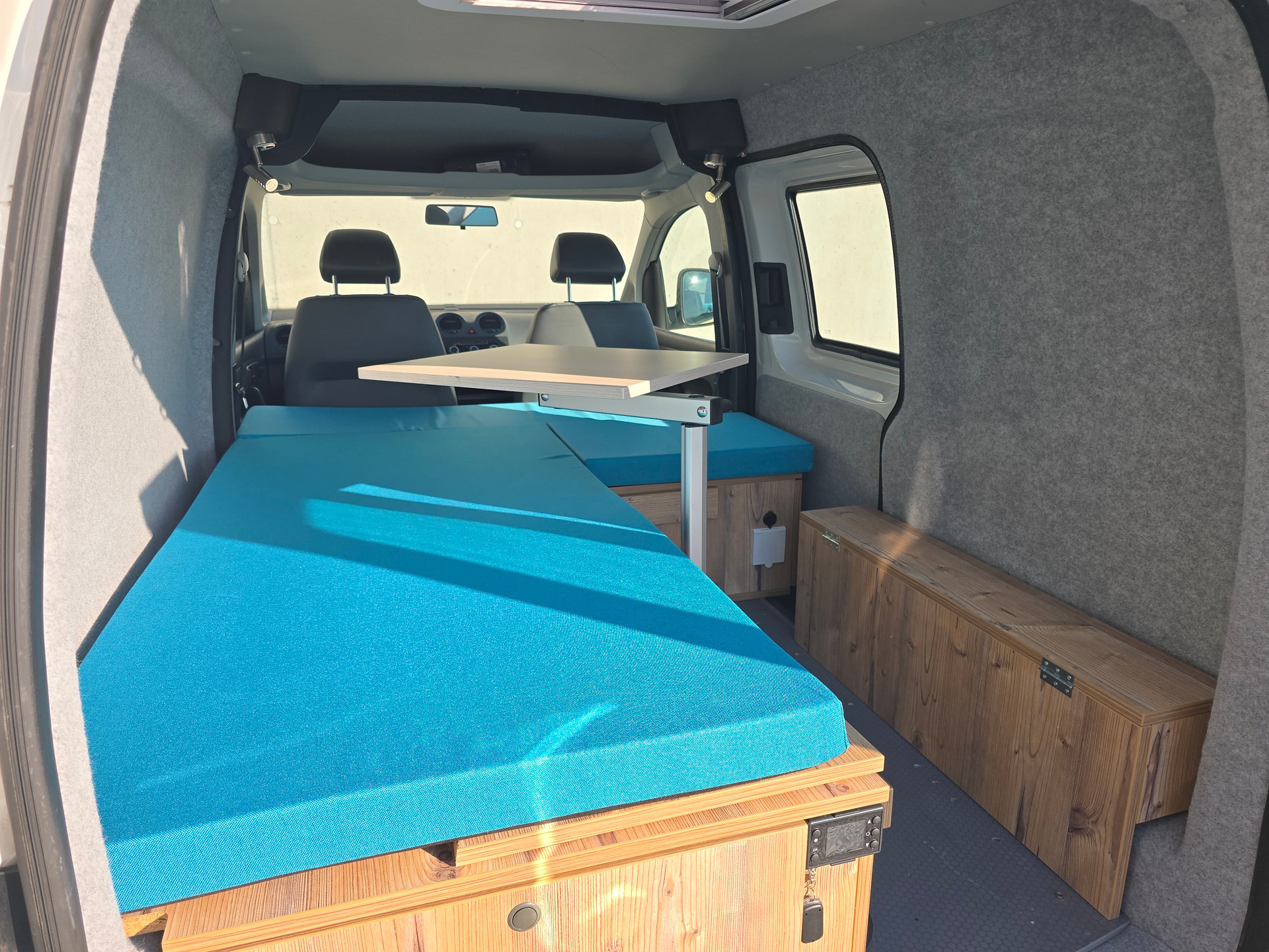 VW GEOVAN M - 1.6TDI 102PS - Automat - Klima-image-10