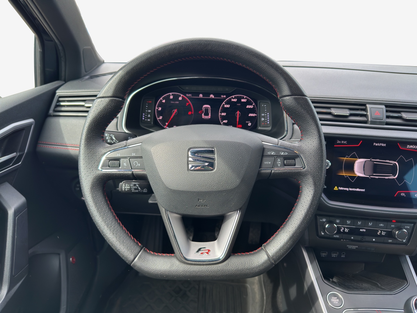SEAT Arona 1.5 TSI Evo FR-image-9