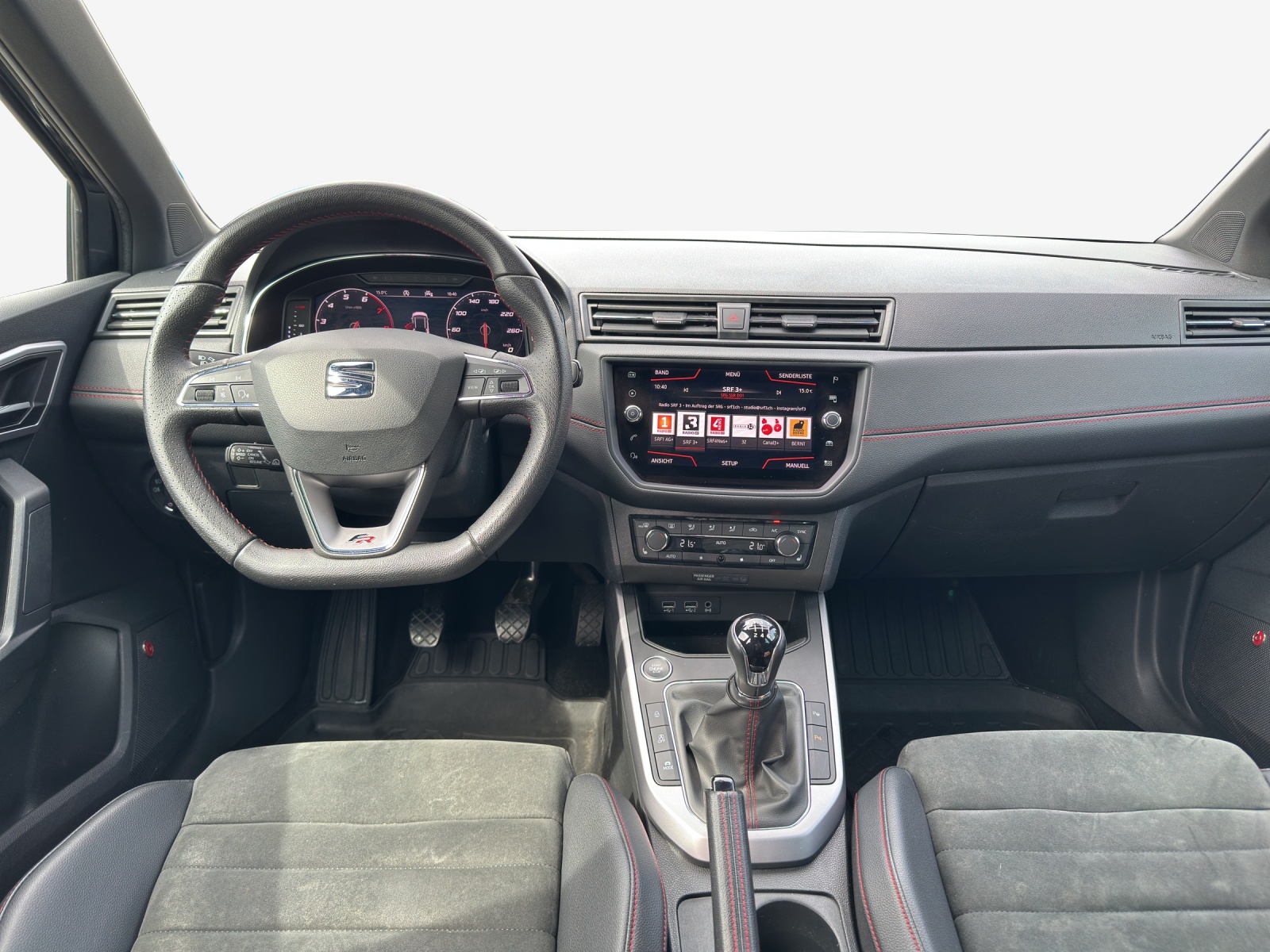 SEAT Arona 1.5 TSI Evo FR-image-8