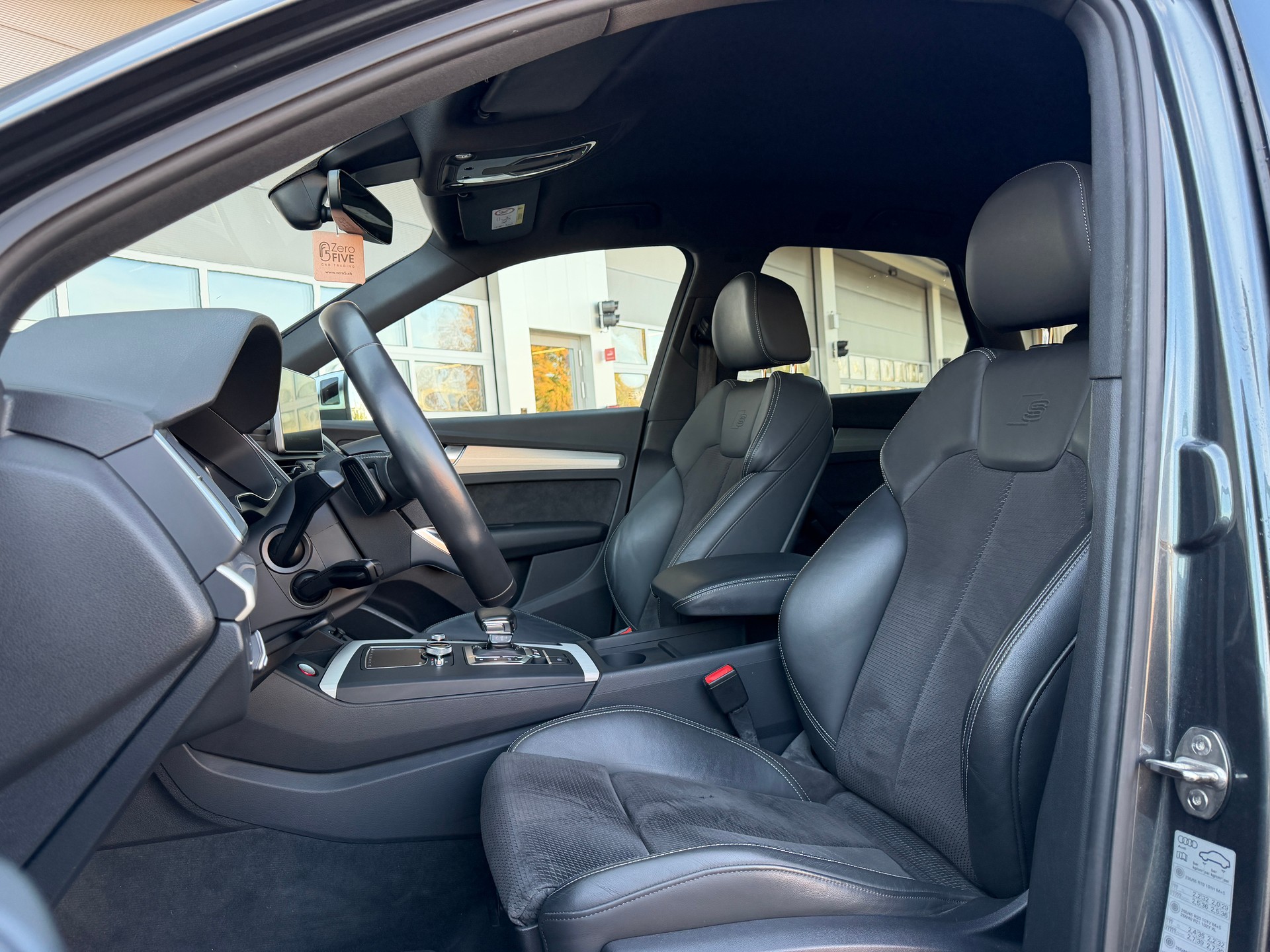 AUDI SQ5 3.0 TFSI quattro S-tronic-image-5