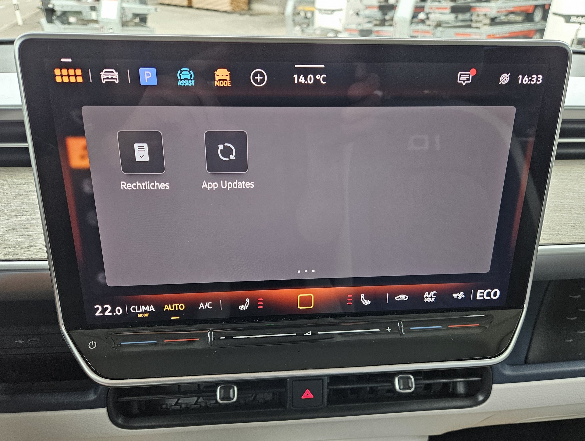 VW ID.Buzz LWB Pro mit 6-Sitzplätzen-image-16