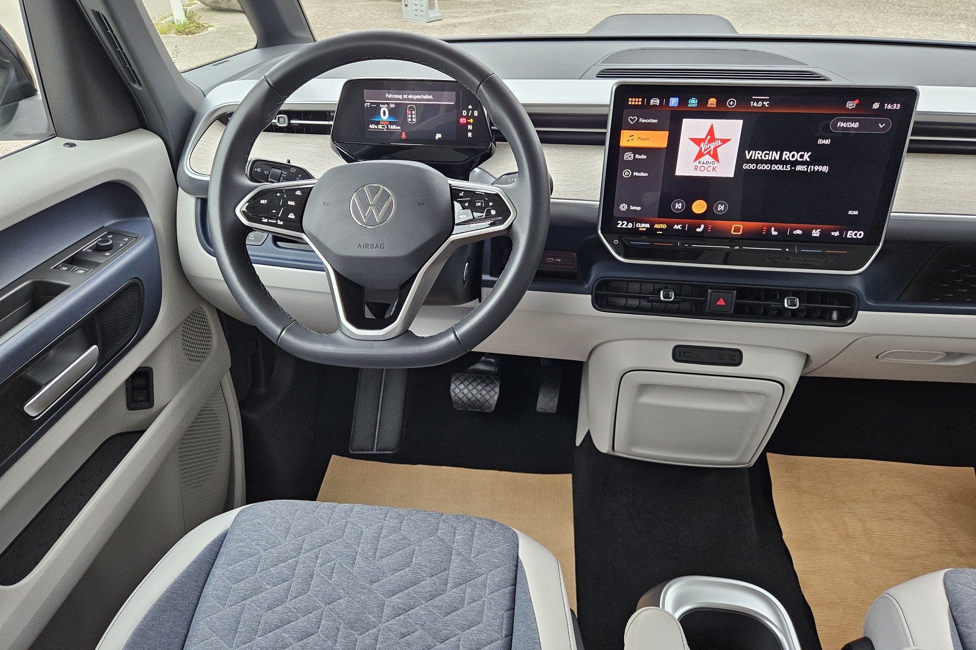 VW ID.Buzz LWB Pro mit 6-Sitzplätzen-image-12