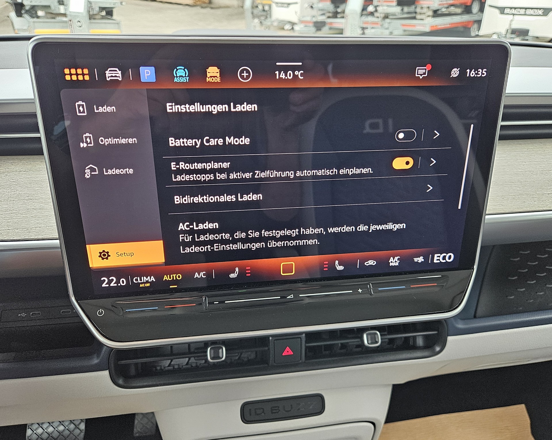 VW ID.Buzz LWB Pro mit 6-Sitzplätzen-image-22