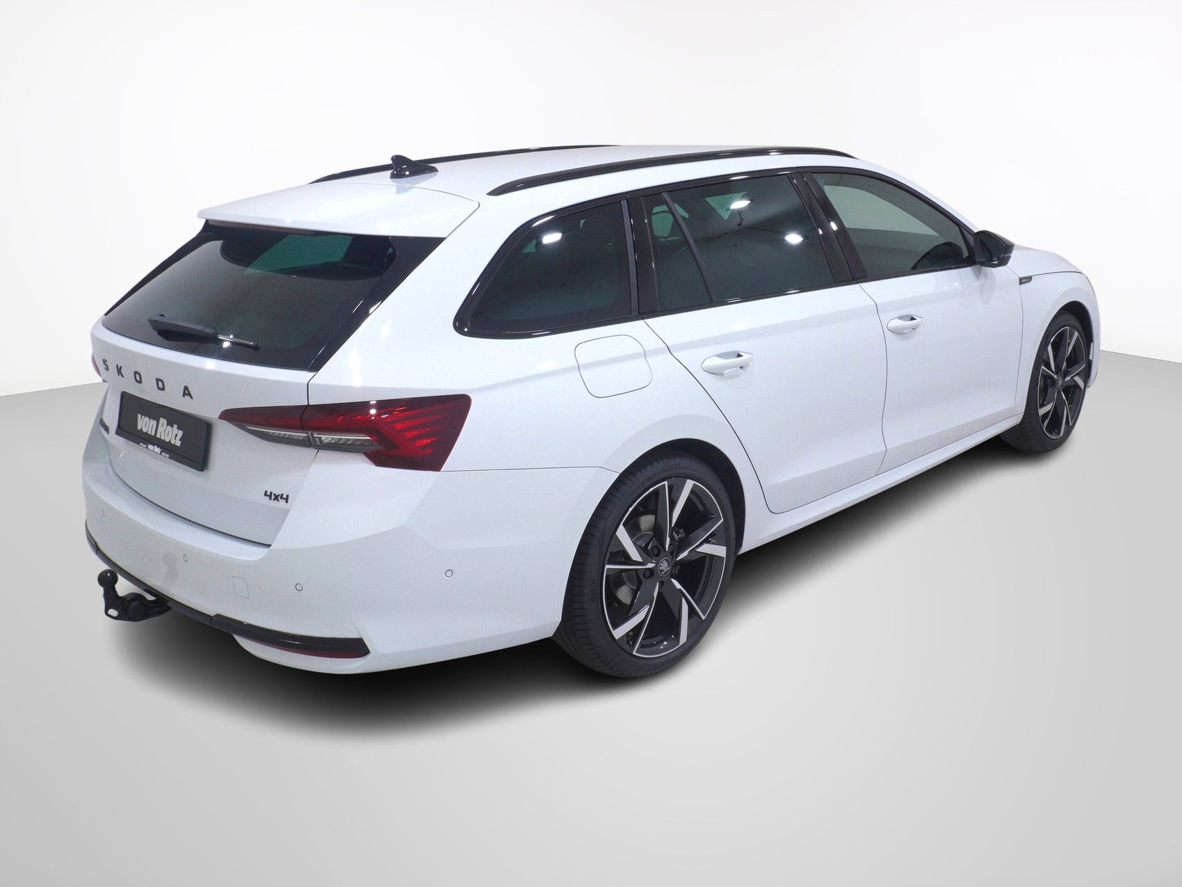 SKODA Octavia 2.0 TSI SportLine 4x4 DSG-image-4