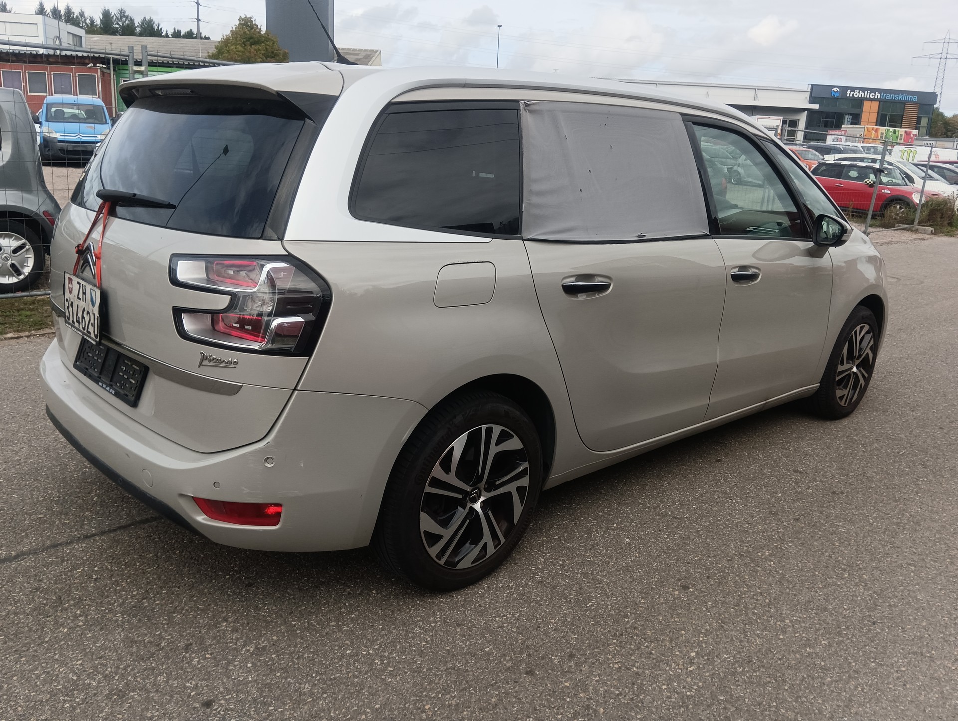 CITROEN Grand C4 Picasso 1.6i 16V e-THP Exclusive-image-5
