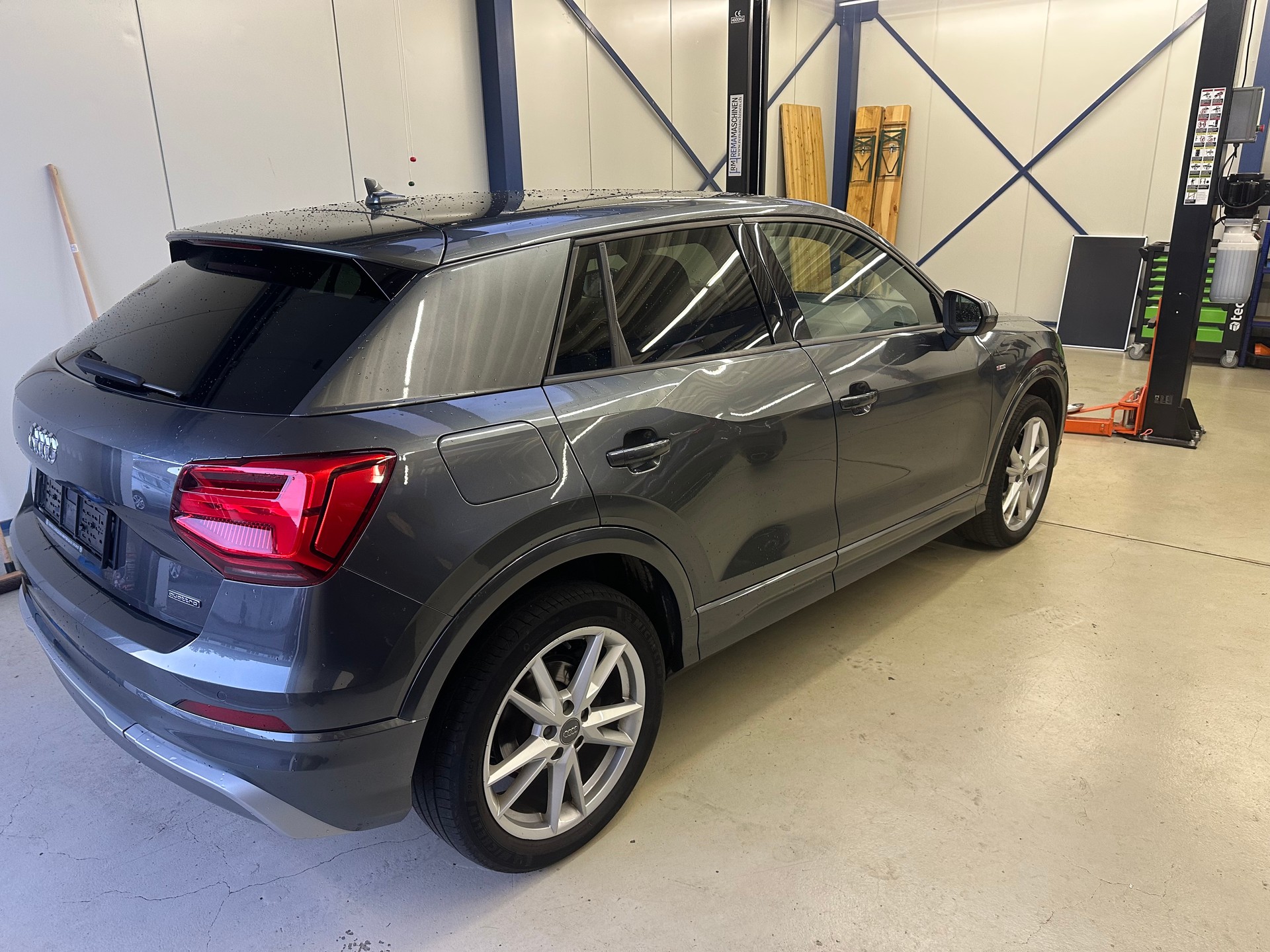 AUDI Q2 2.0 TDI quattro S-tronic-image-6