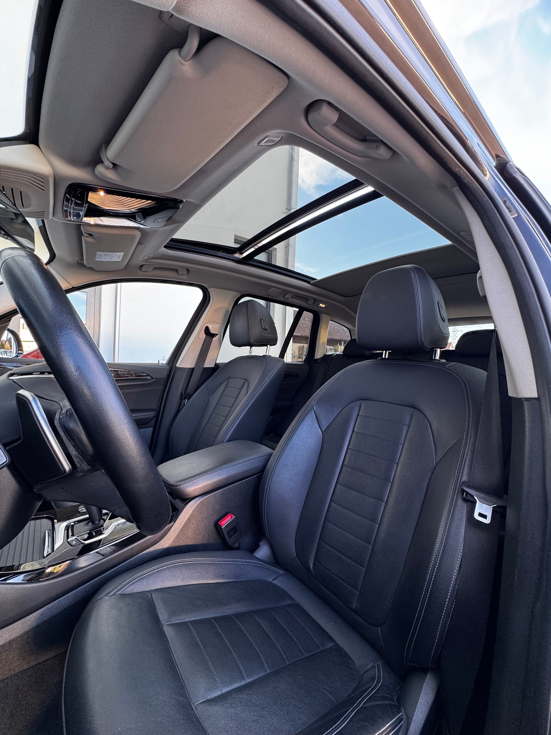 BMW X3 xDrive 30d Individual Luxury Line Steptronic-image-11