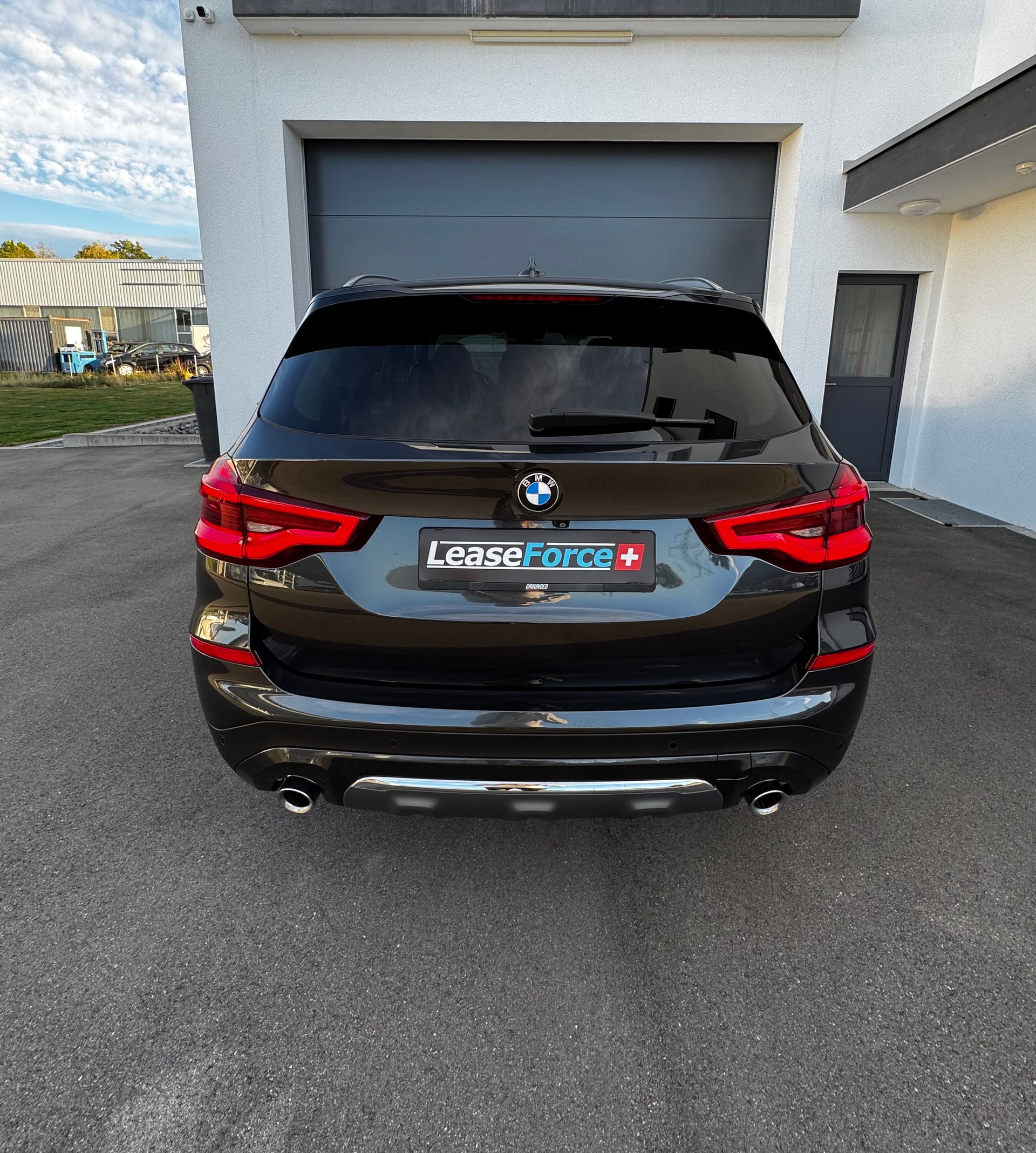 BMW X3 xDrive 30d Individual Luxury Line Steptronic-image-5