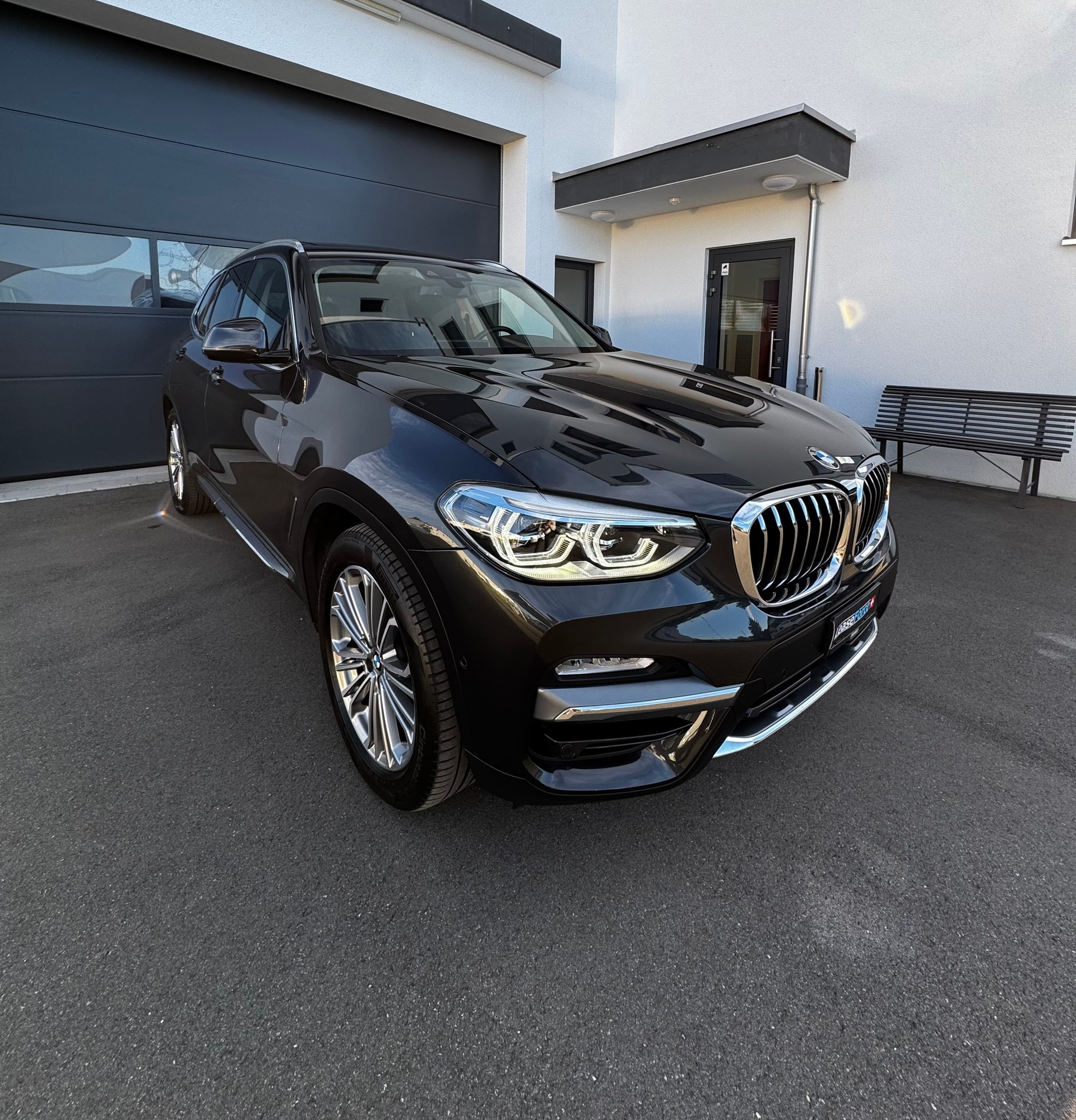 BMW X3 xDrive 30d Individual Luxury Line Steptronic-image-2
