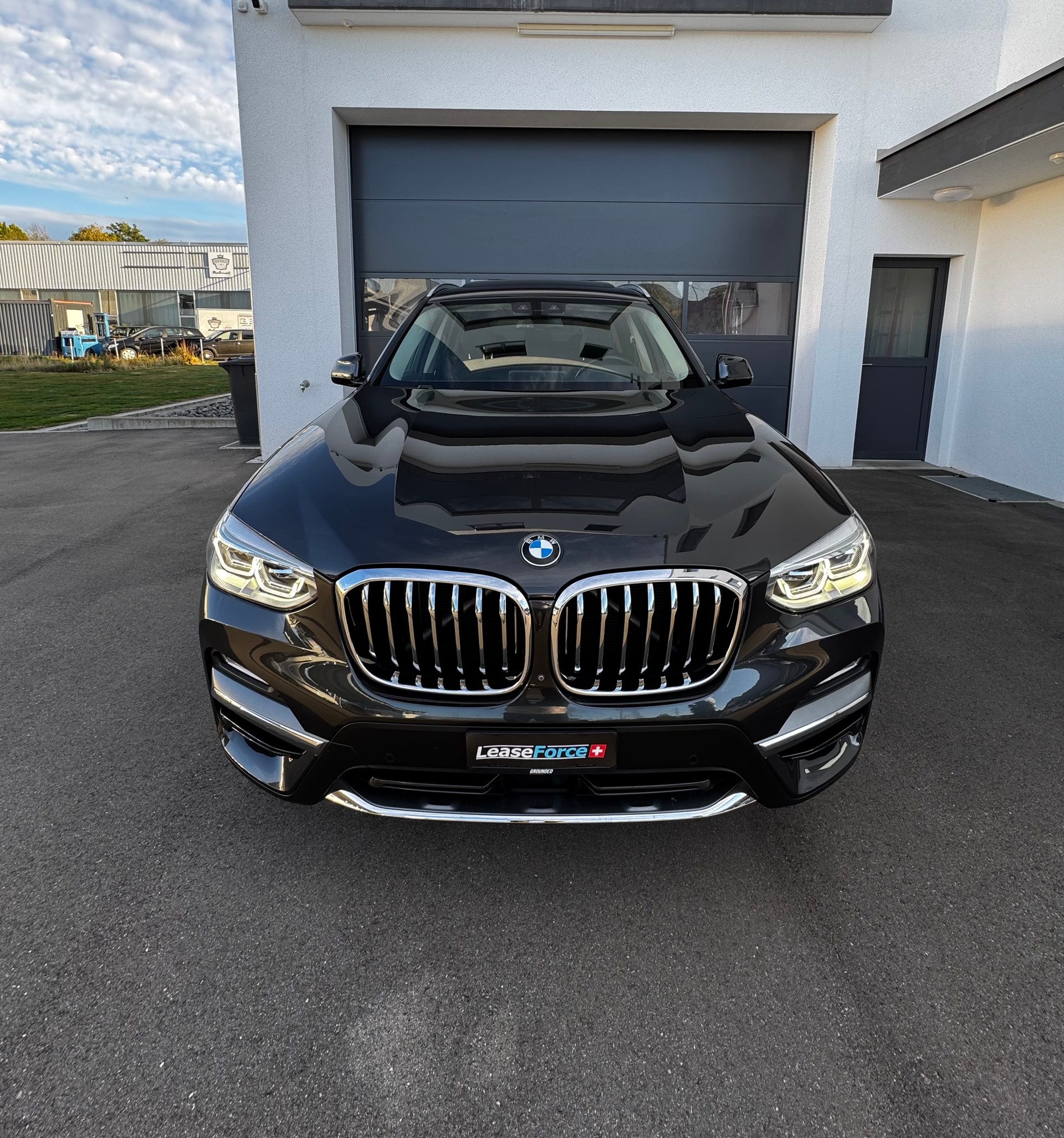 BMW X3 xDrive 30d Individual Luxury Line Steptronic-image-1