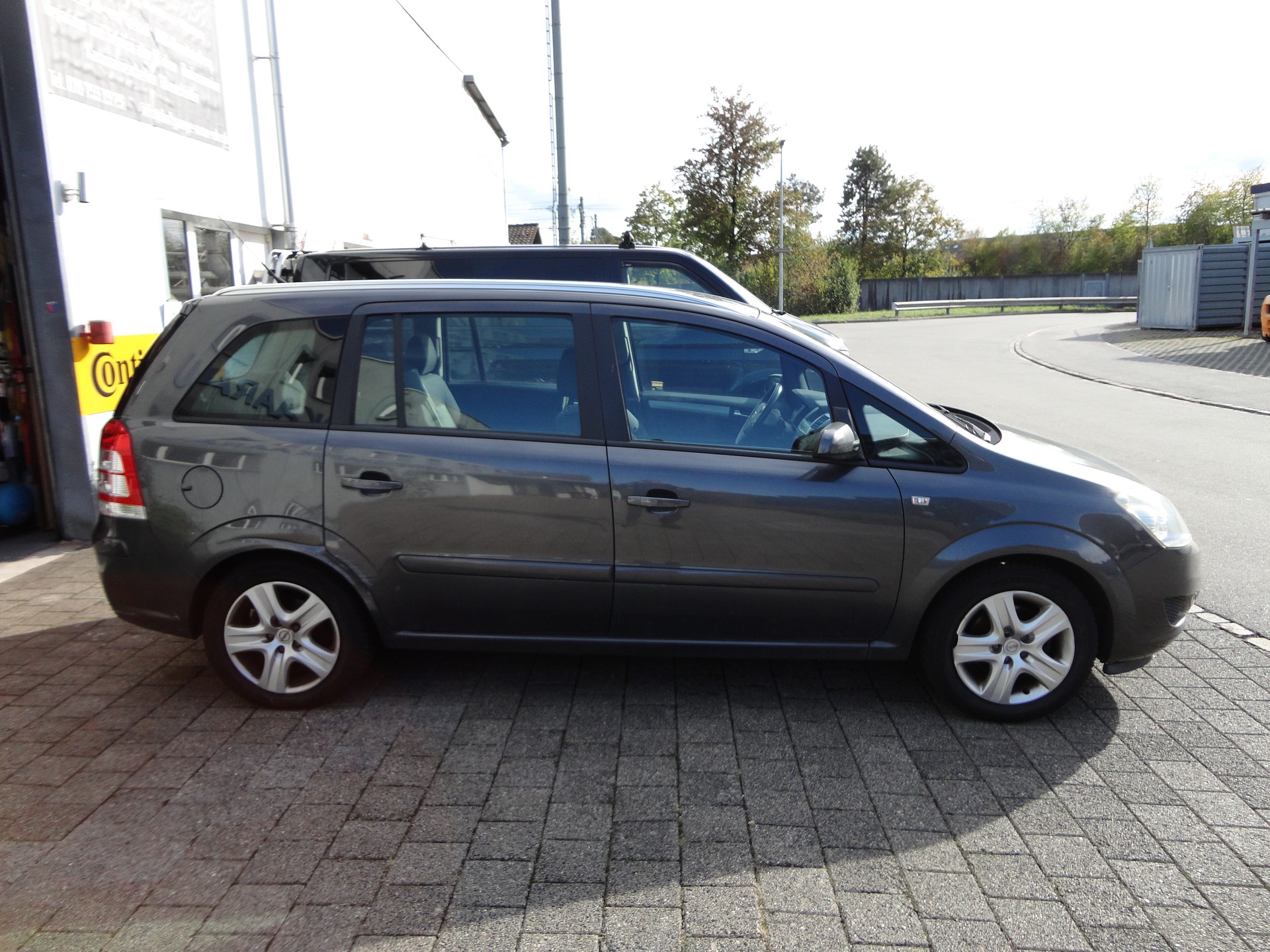 OPEL Zafira 1.8i 16V-image-5