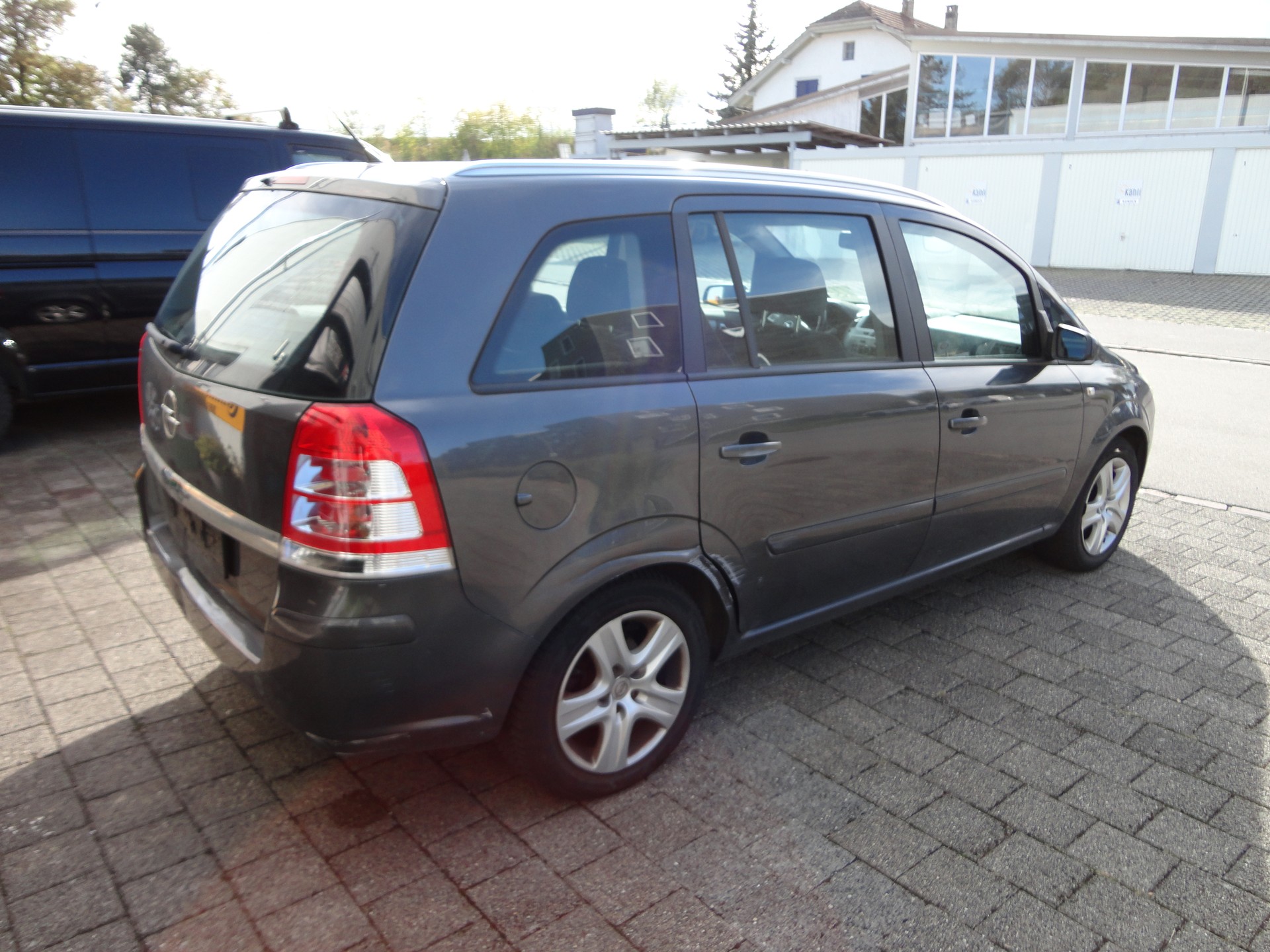 OPEL Zafira 1.8i 16V-image-4
