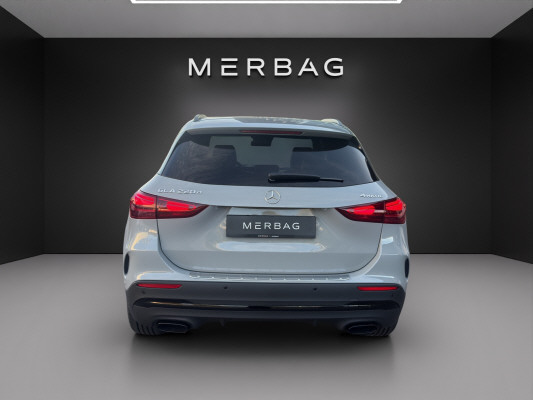 MERCEDES-BENZ GLA 220d 4M Swiss Star-image-4