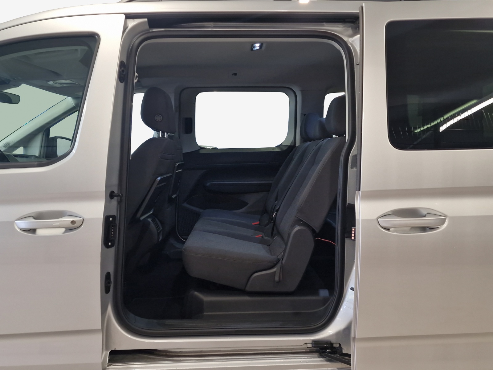 VW Caddy Maxi 1.5 TSI Plug in Hybrid Life DSG-image-11