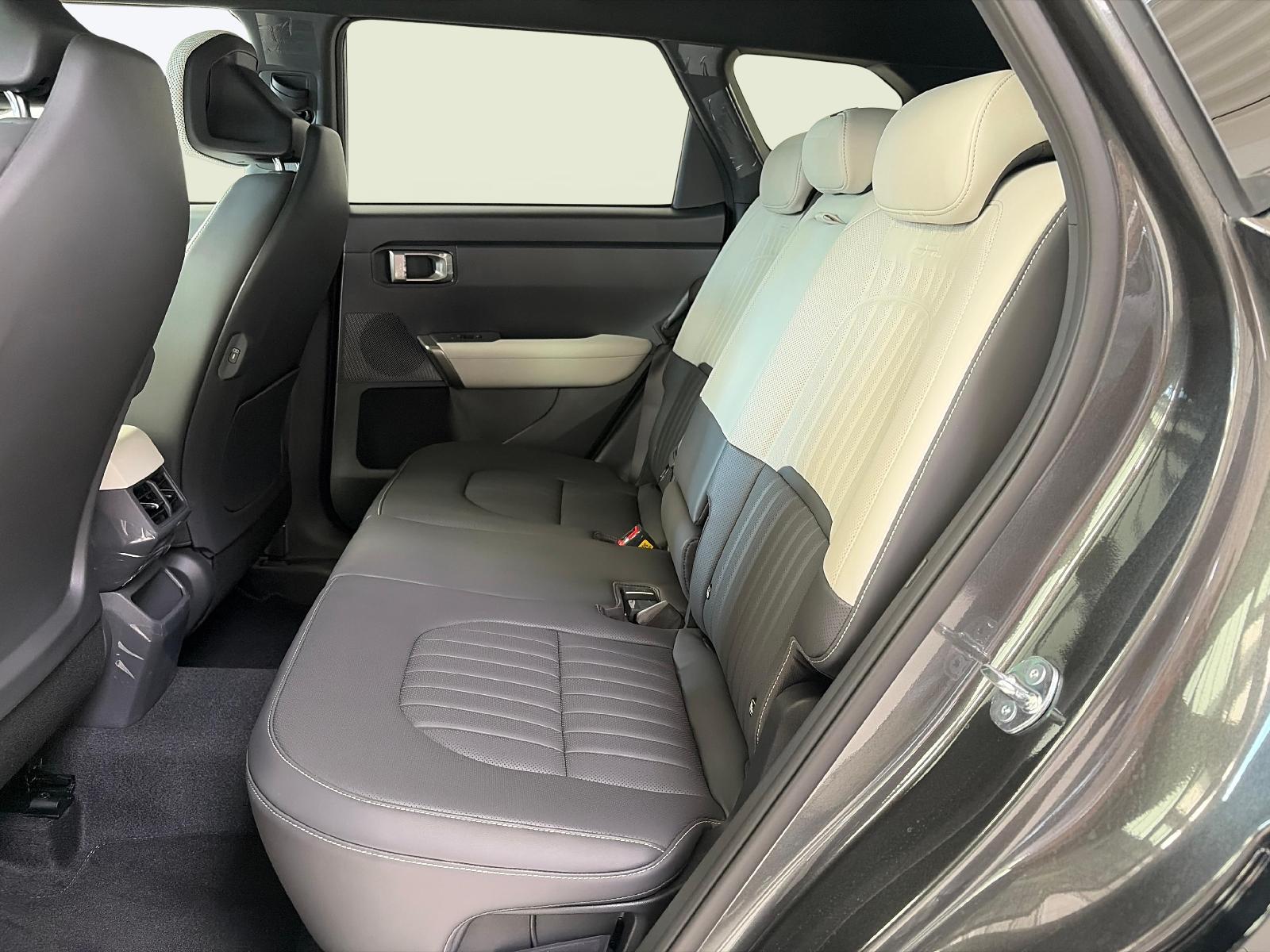 KIA Seltos 1.6 T-GDi GT-Line-image-10