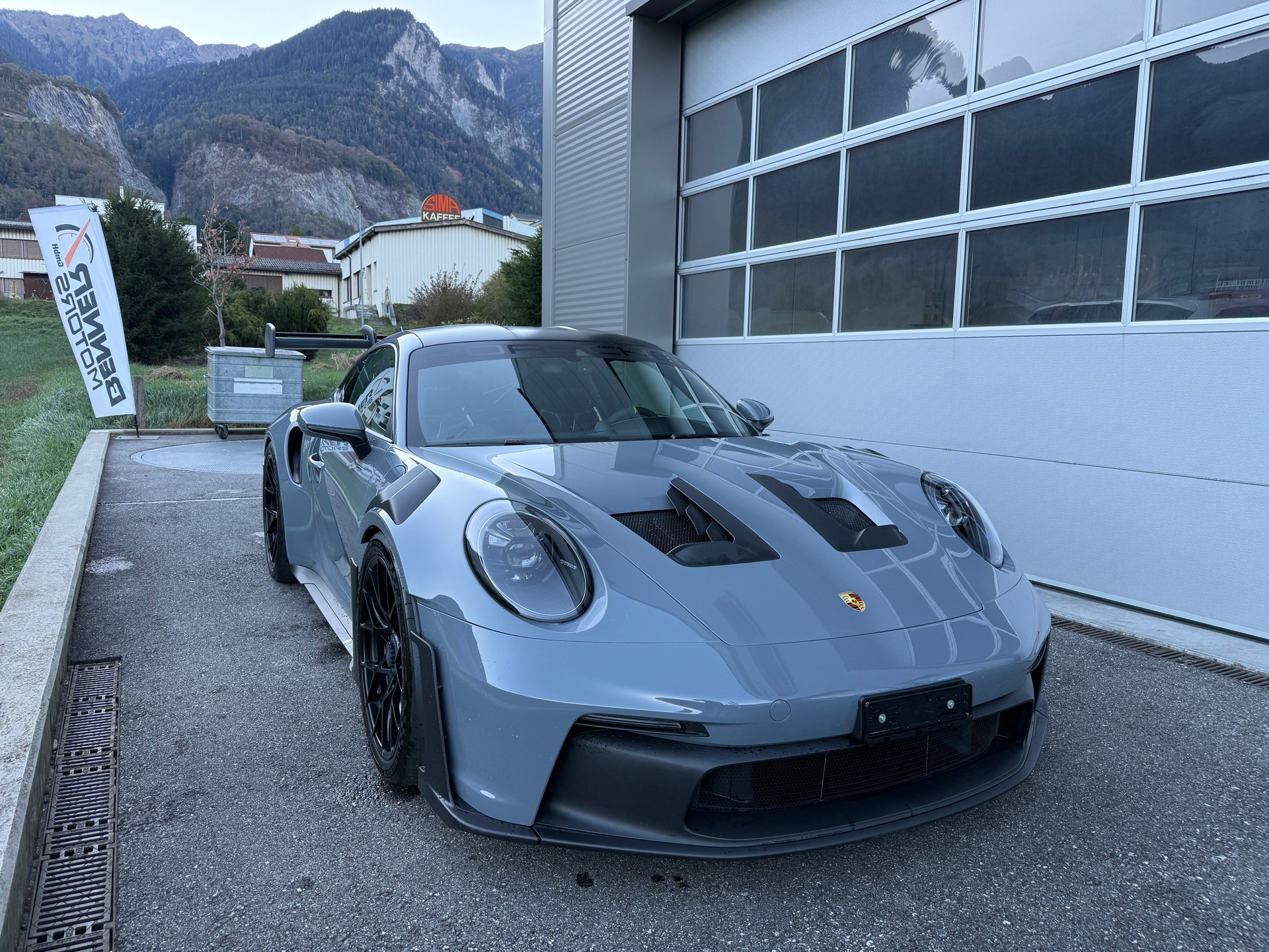 PORSCHE 911 GT3 RS - Schweizer Auto !-image-1