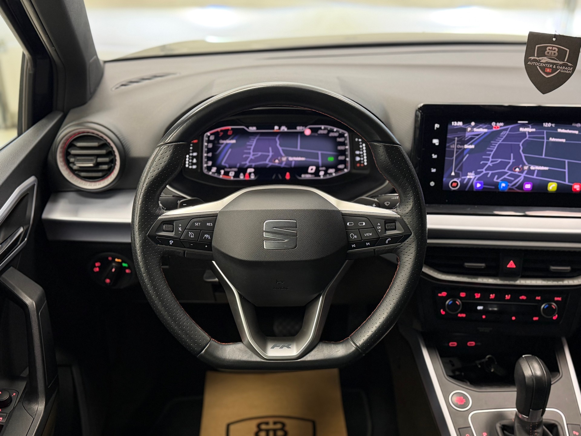 SEAT Arona 1.0 TSI Eco Hola FR DSG °° 5 Jahre / 100'000 KM Werksgarantie °°-image-13