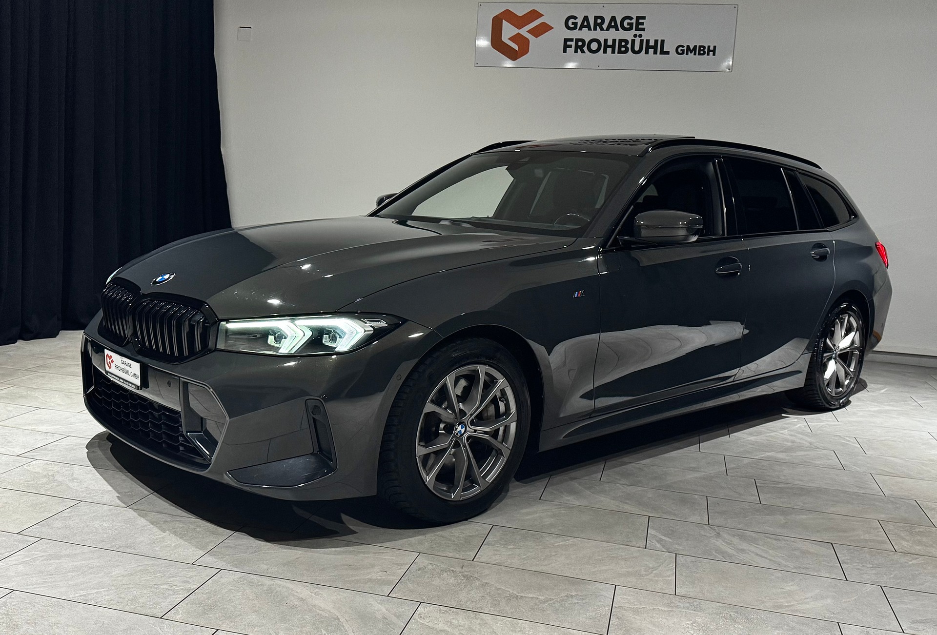 BMW 330i Touring xDrive Steptronic M Sport Pro | 1.Hand | CH |-image-25