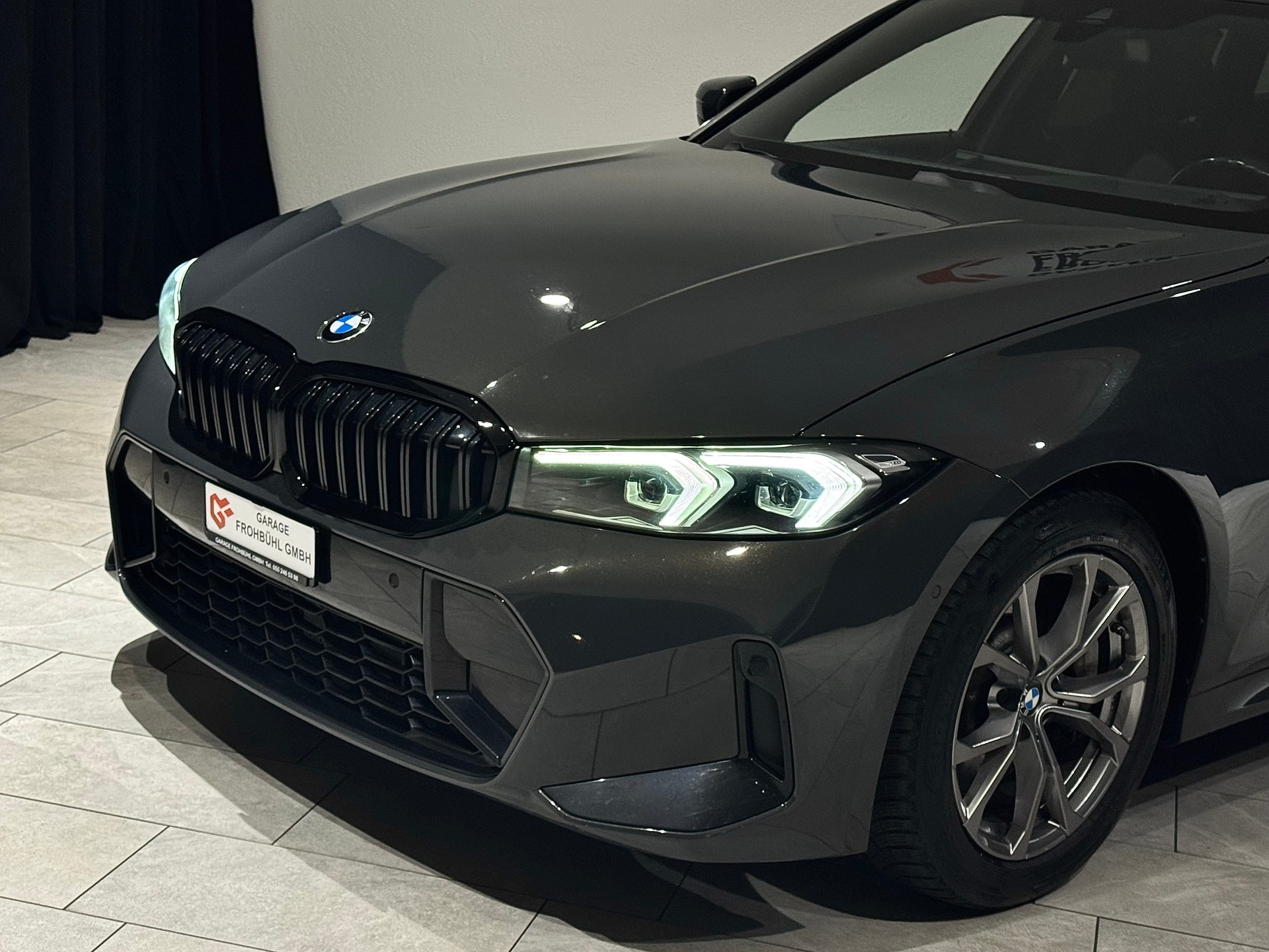 BMW 330i Touring xDrive Steptronic M Sport Pro | 1.Hand | CH |-image-10