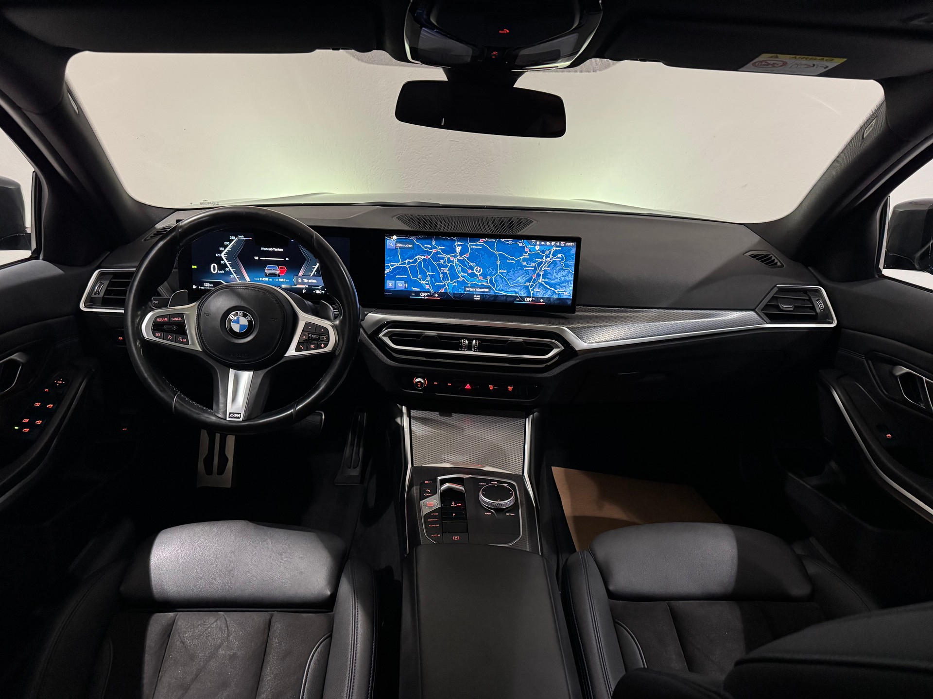 BMW 330i Touring xDrive Steptronic M Sport Pro | 1.Hand | CH |-image-13