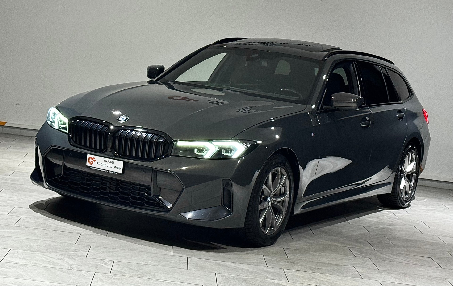 BMW 330i Touring xDrive Steptronic M Sport Pro | 1.Hand | CH |-image-0