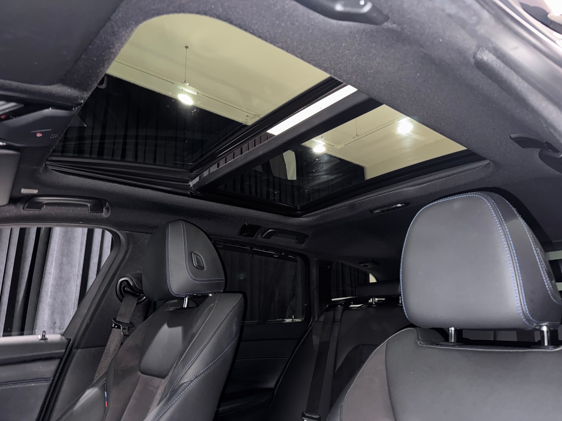 BMW 330i Touring xDrive Steptronic M Sport Pro | 1.Hand | CH |-image-16