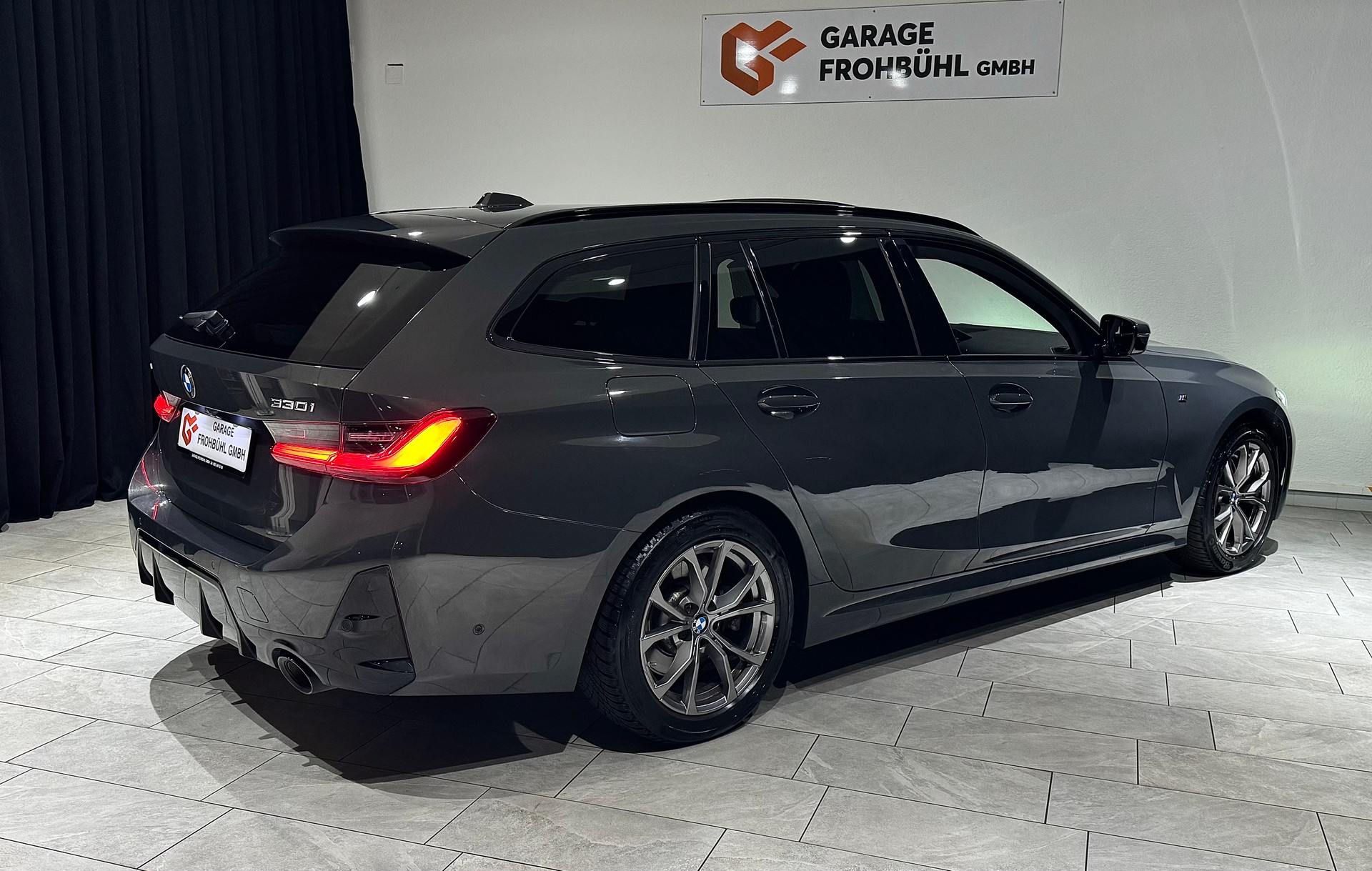 BMW 330i Touring xDrive Steptronic M Sport Pro | 1.Hand | CH |-image-27