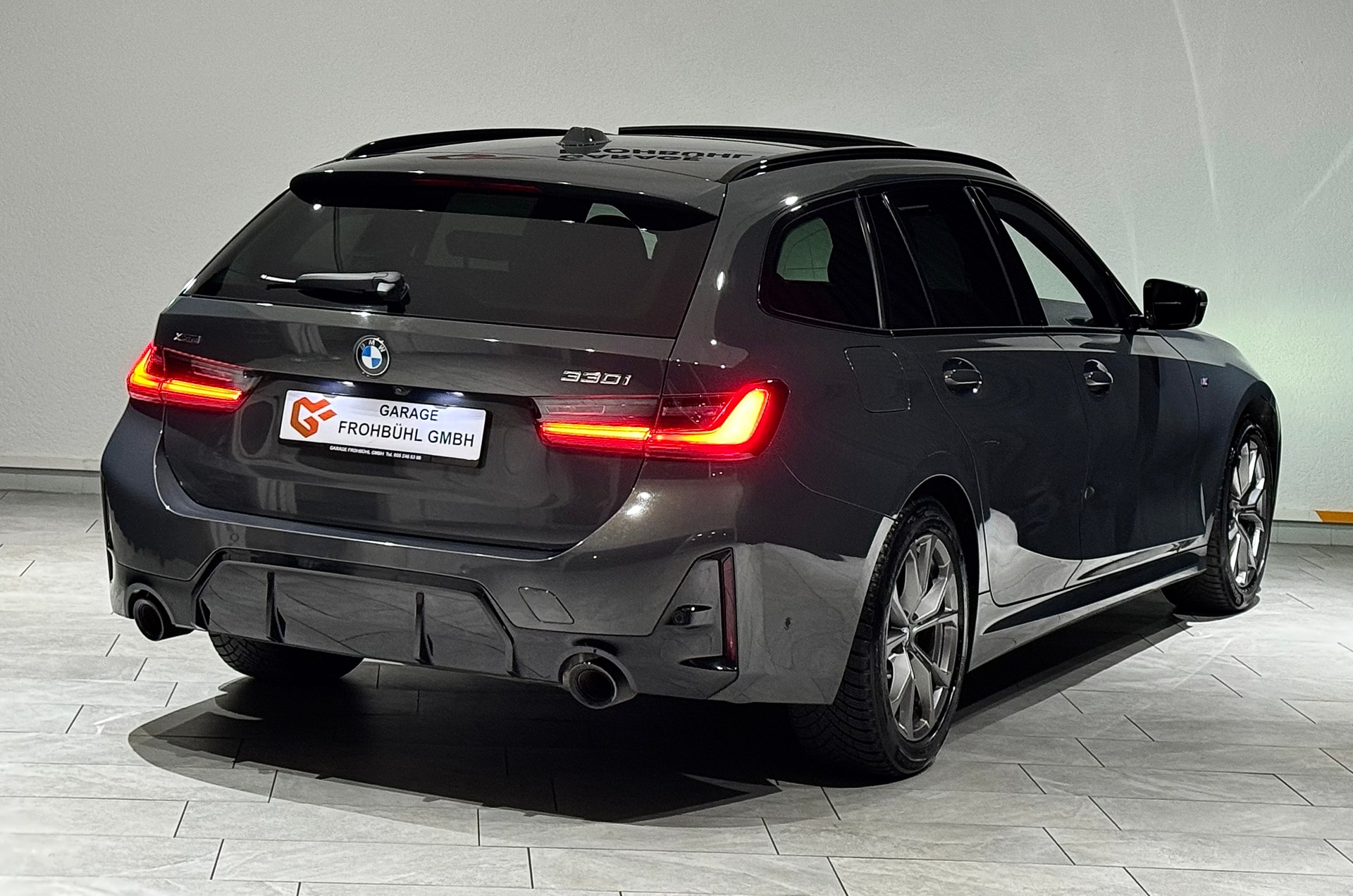 BMW 330i Touring xDrive Steptronic M Sport Pro | 1.Hand | CH |-image-4