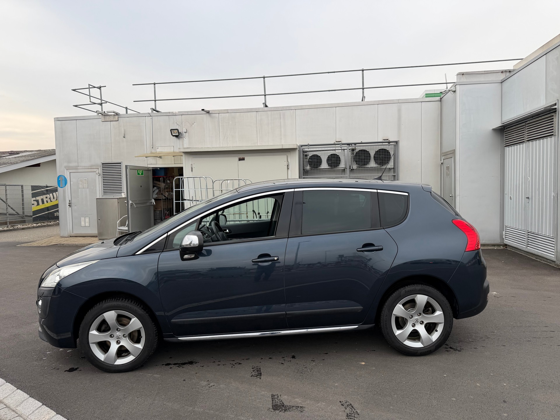 PEUGEOT 3008 1.6 16V T Online Tiptronic-image-7