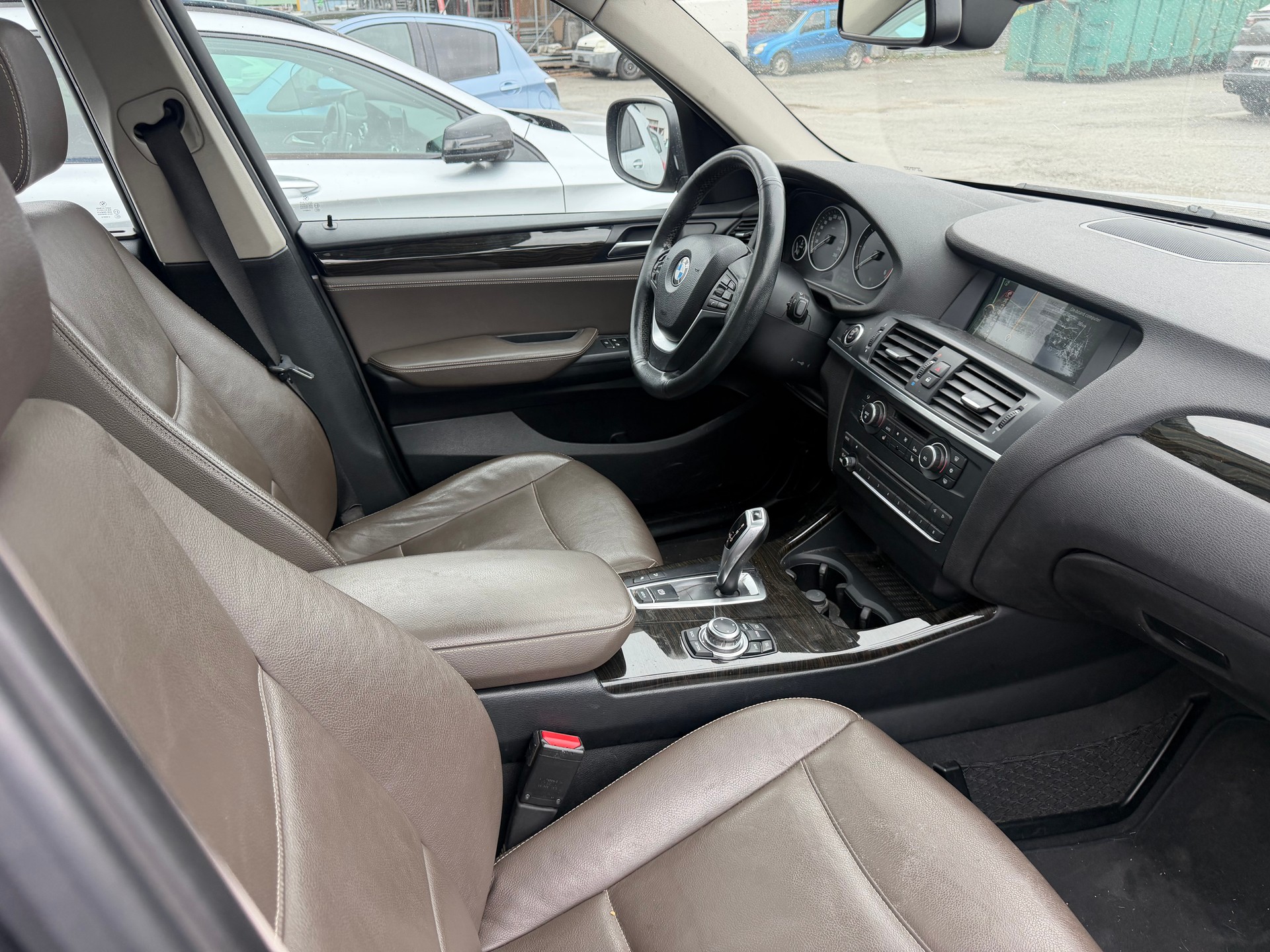 BMW X3 xDrive 20d Steptronic-image-11