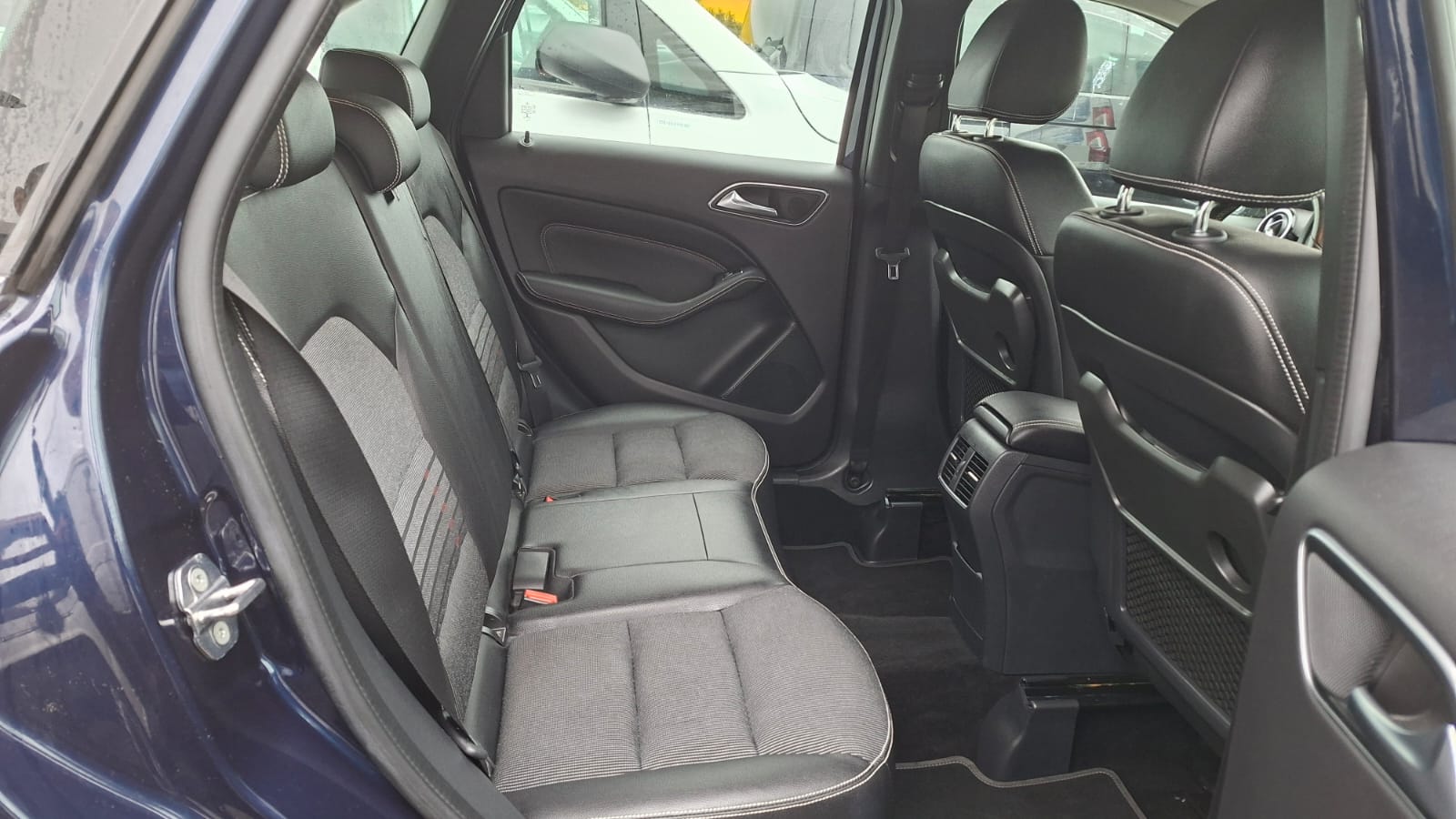 MERCEDES-BENZ B 220 CDI Swiss Star Edition Style 4Matic 7G-DCT-image-14
