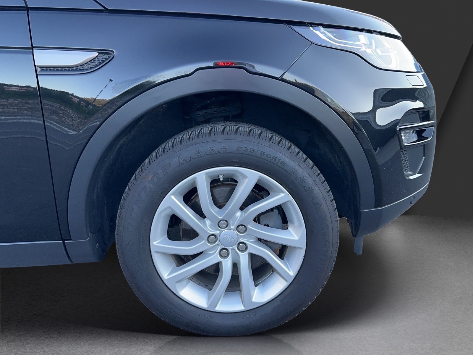 LAND ROVER Discovery Sport 2.0 TD4 SE AT9-image-7