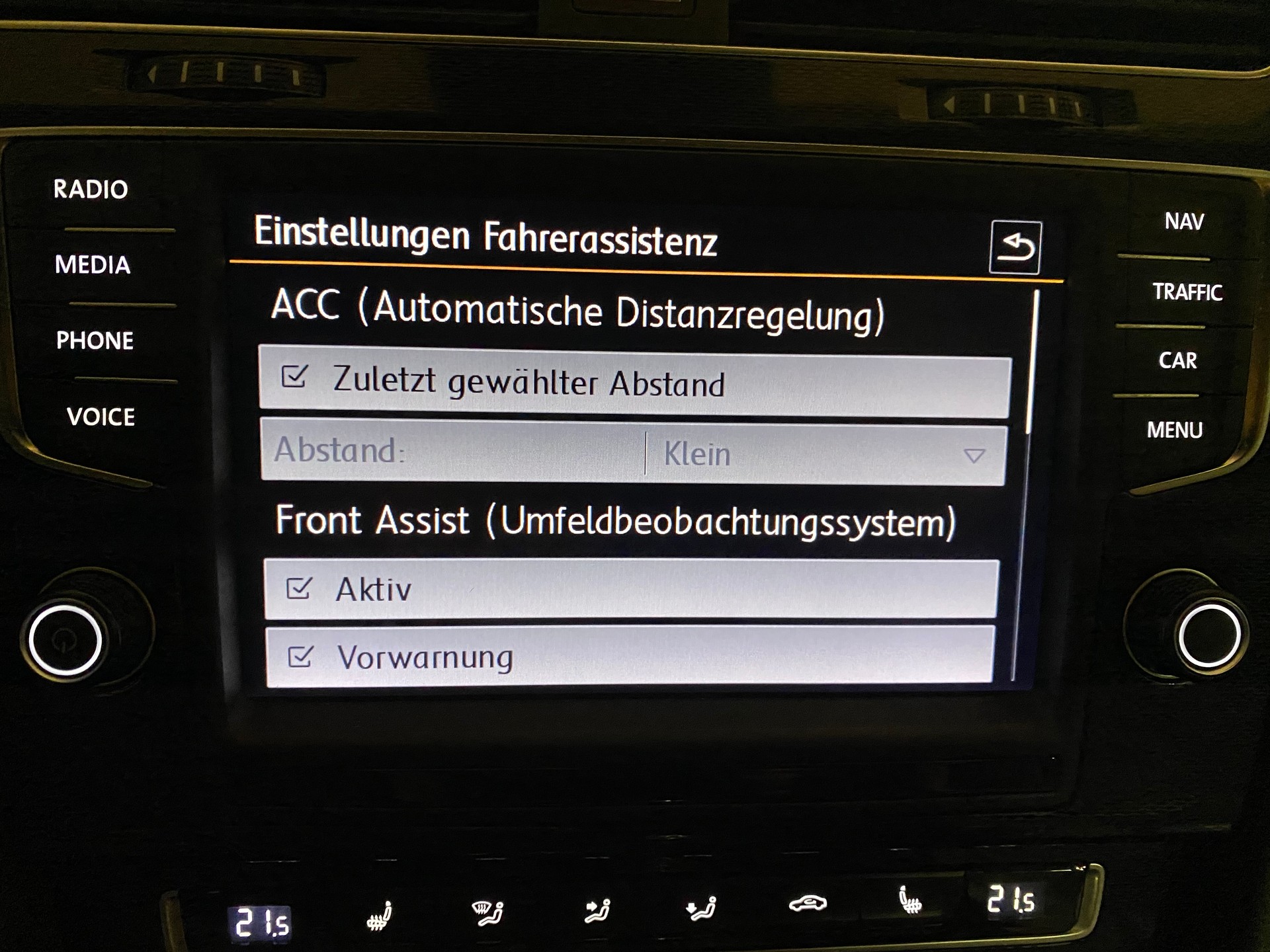 VW Golf 2.0 TSI GTI Performance DSG-image-12