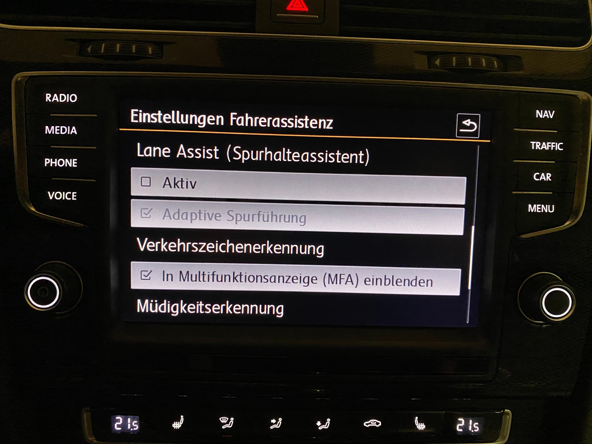 VW Golf 2.0 TSI GTI Performance DSG-image-13