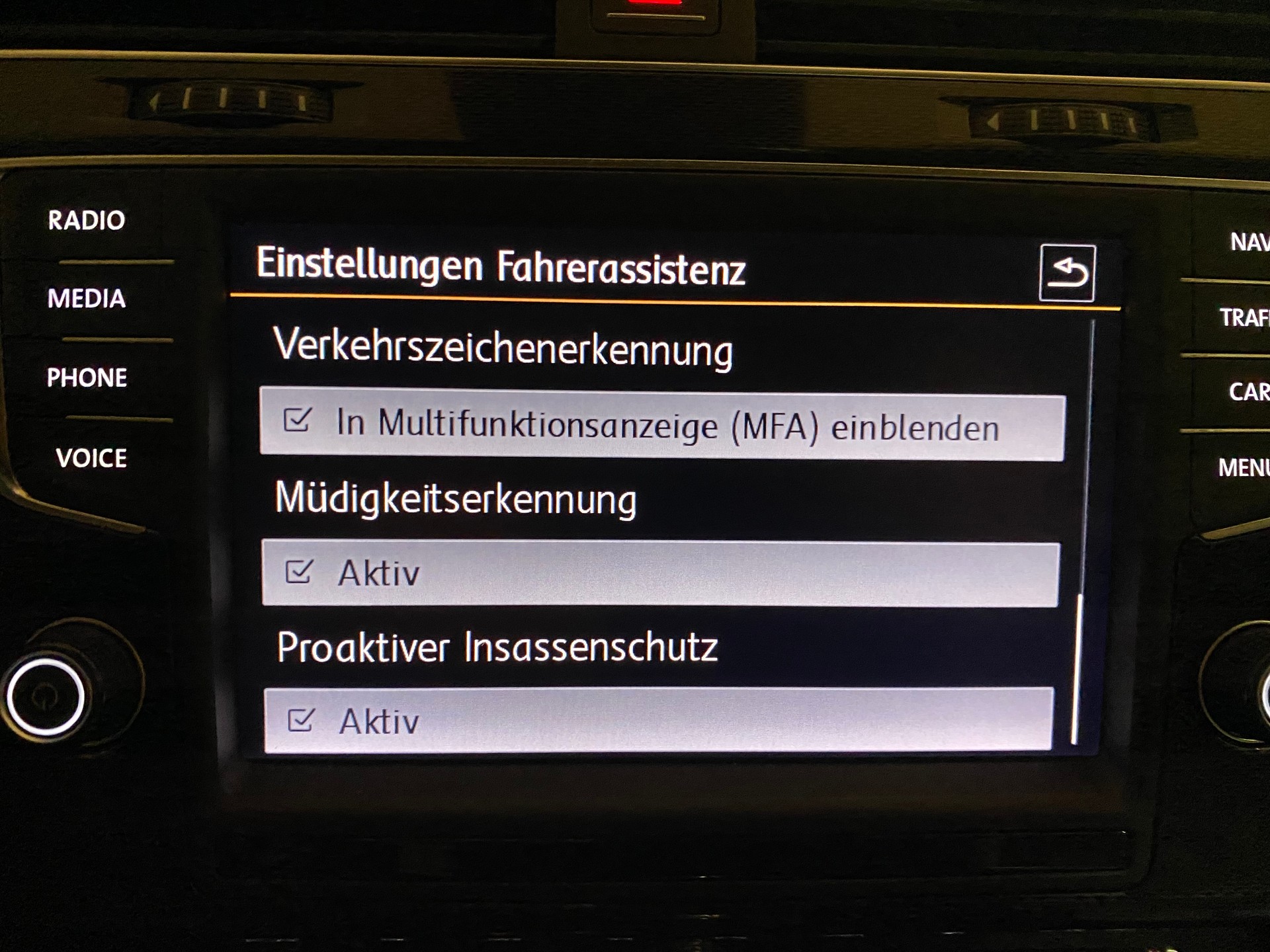 VW Golf 2.0 TSI GTI Performance DSG-image-14
