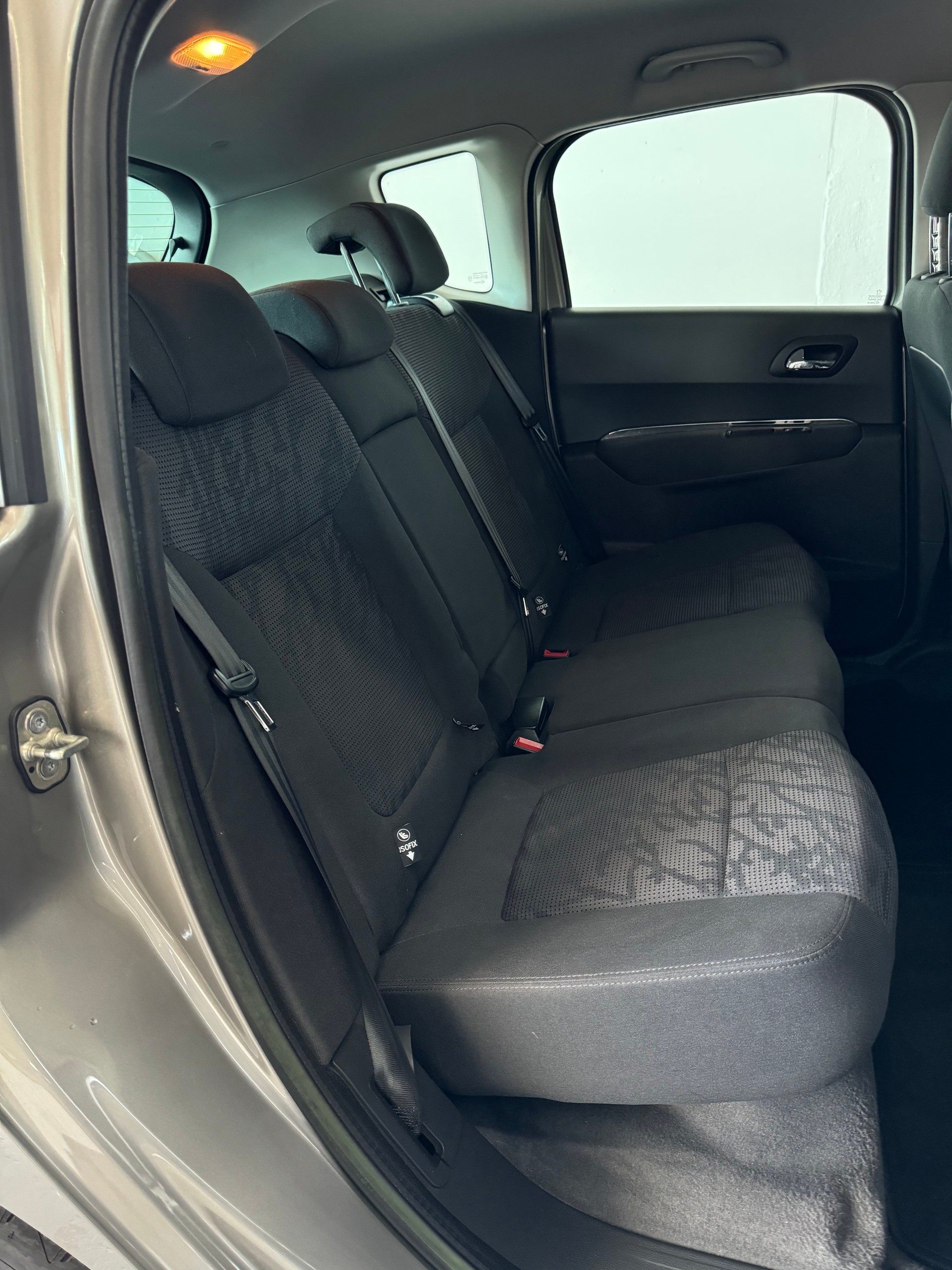 PEUGEOT 3008 1.6 16V T Active-image-18