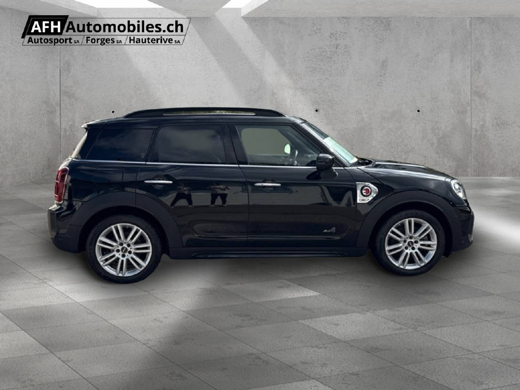 MINI Countryman F60 1.5i Cooper S E ALL4-image-5
