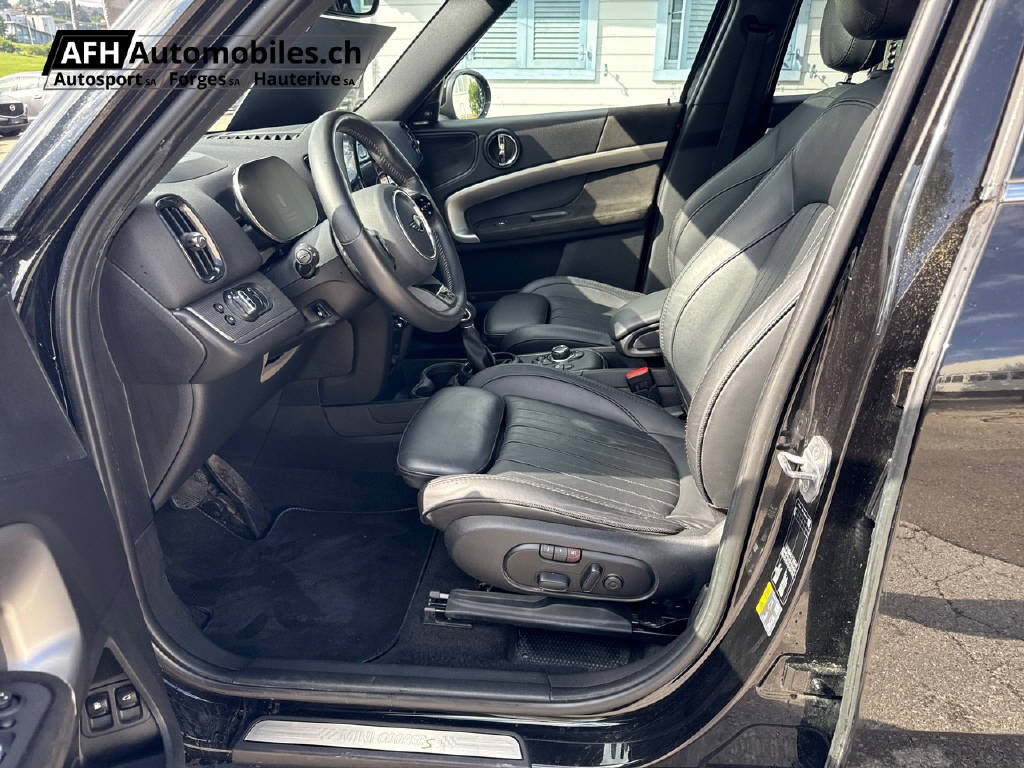 MINI Countryman F60 1.5i Cooper S E ALL4-image-13