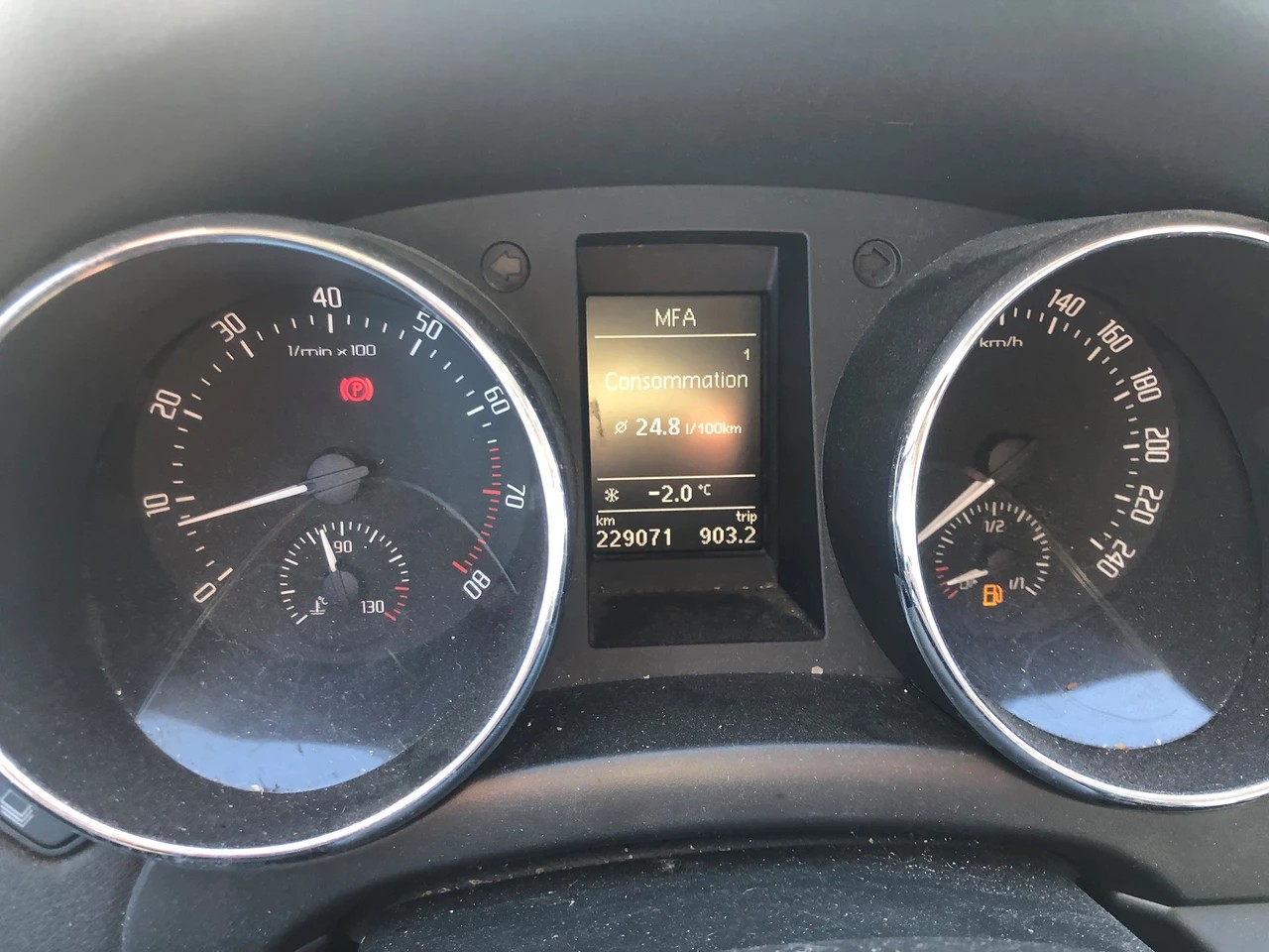 SKODA Yeti 1.8 TSI AllDrive 4x4-image-6